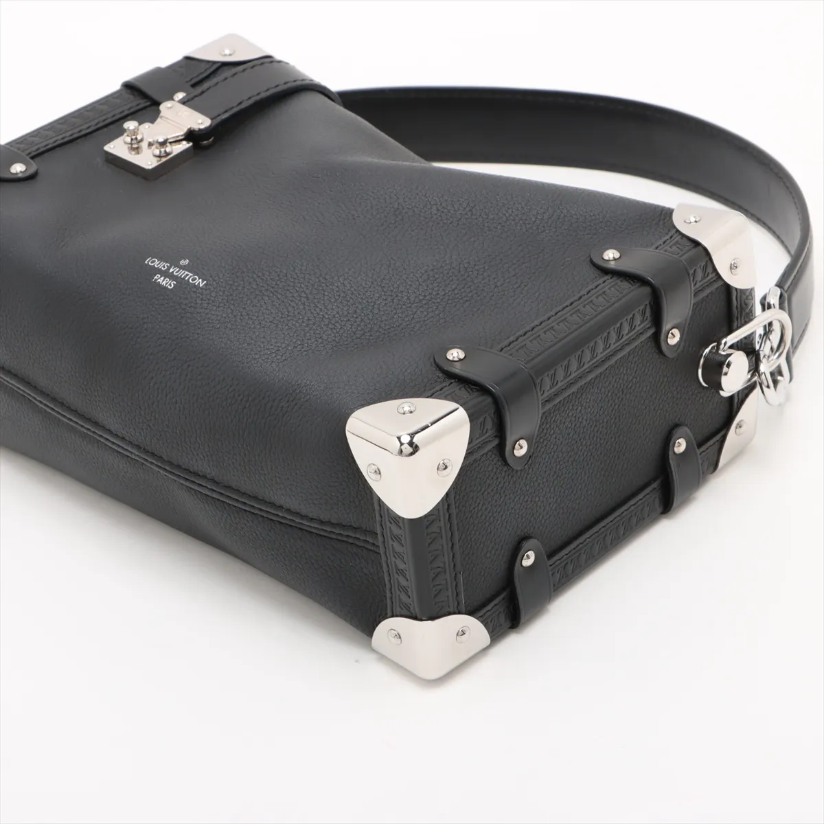 Grain Calf Leather Side Trunk MM M25160 Black RFID Reactive — view 3