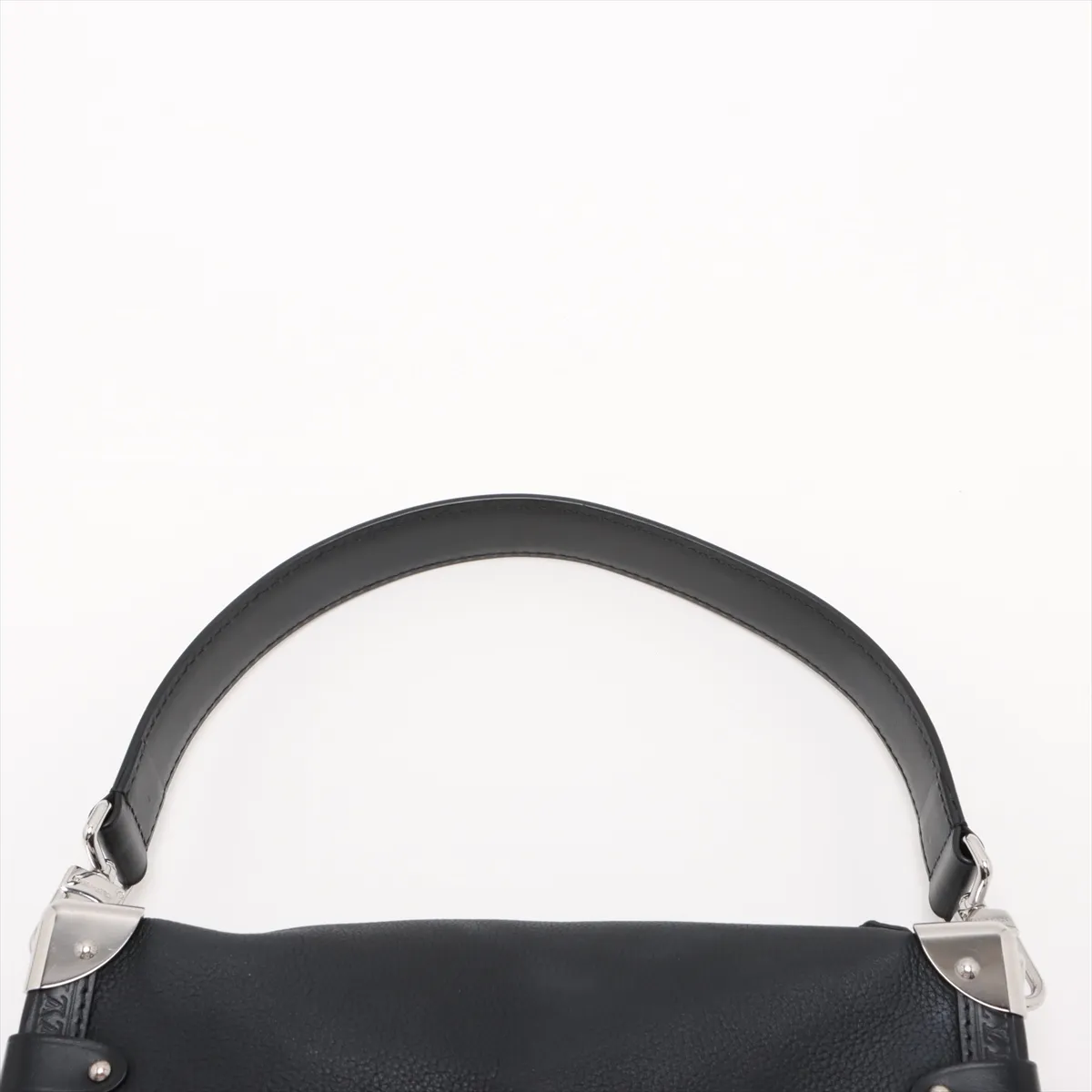 Grain Calf Leather Side Trunk MM M25160 Black RFID Reactive — view 6