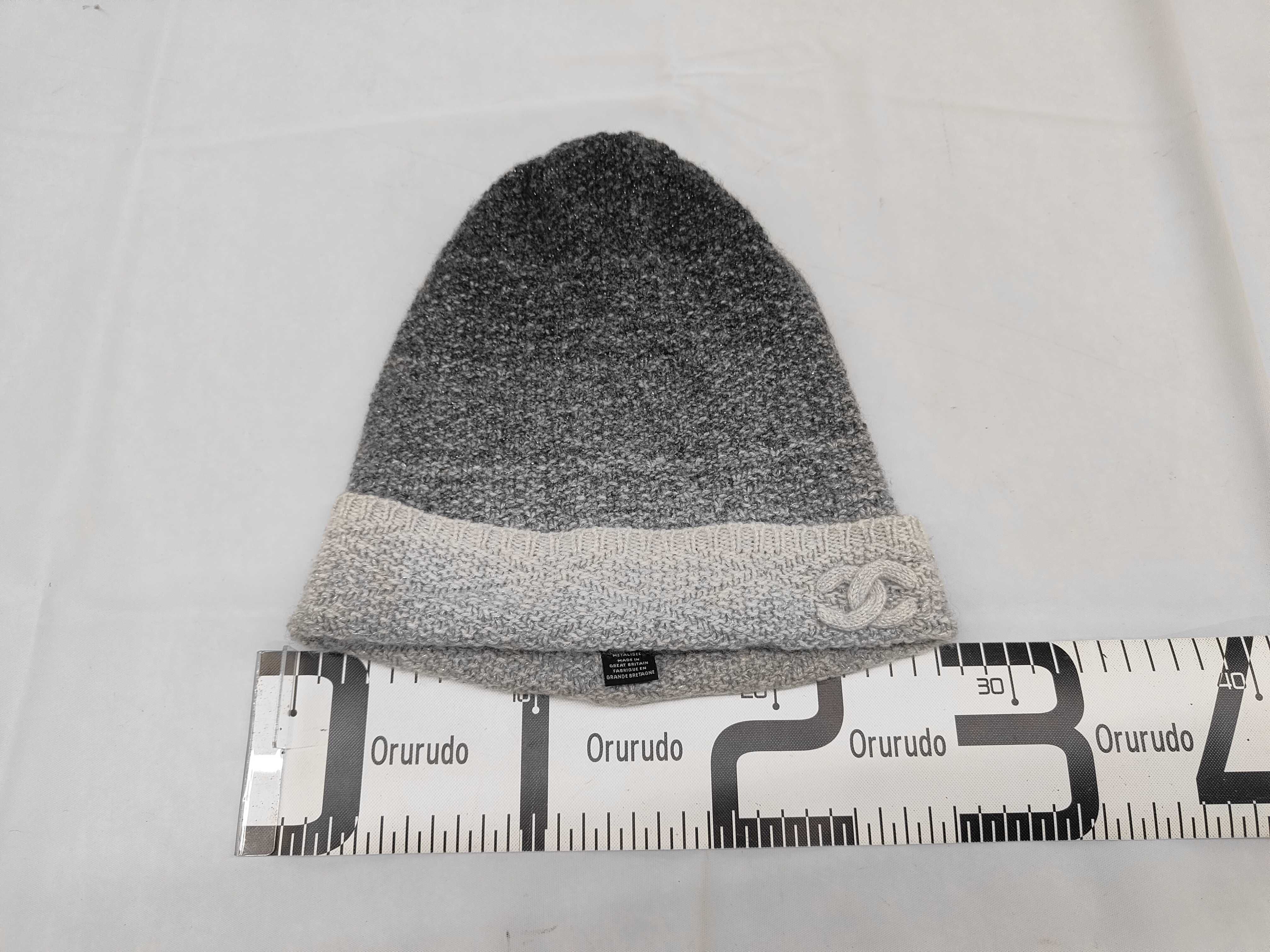 hats and other accessories — view 5