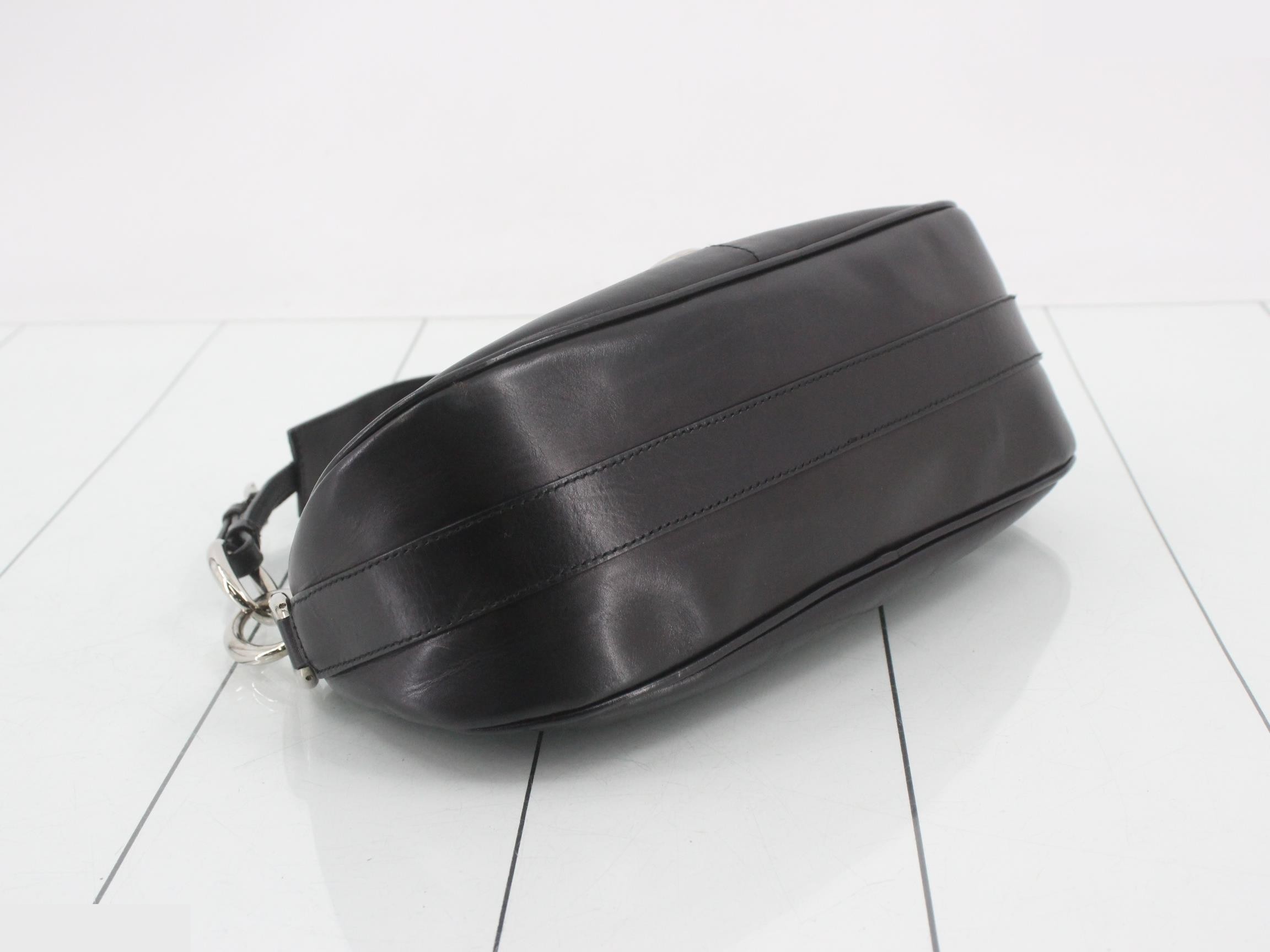 Other lines: Bags & Handbags, Leather, Black — view 5