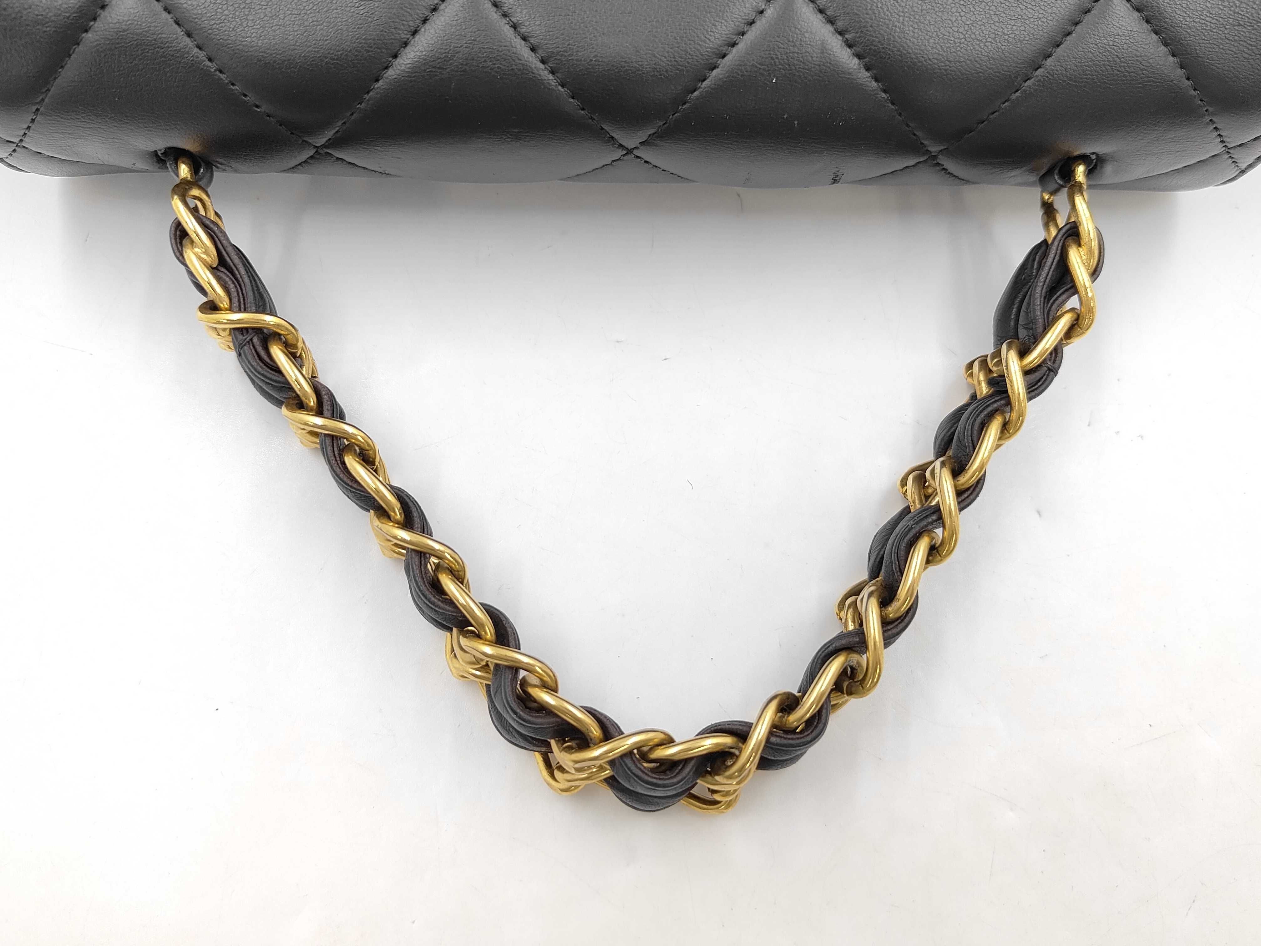 Matelassé Chain Handbag, Lambskin, Gold Hardware, with original seal, serial number 3, Shoulder Bag — view 5