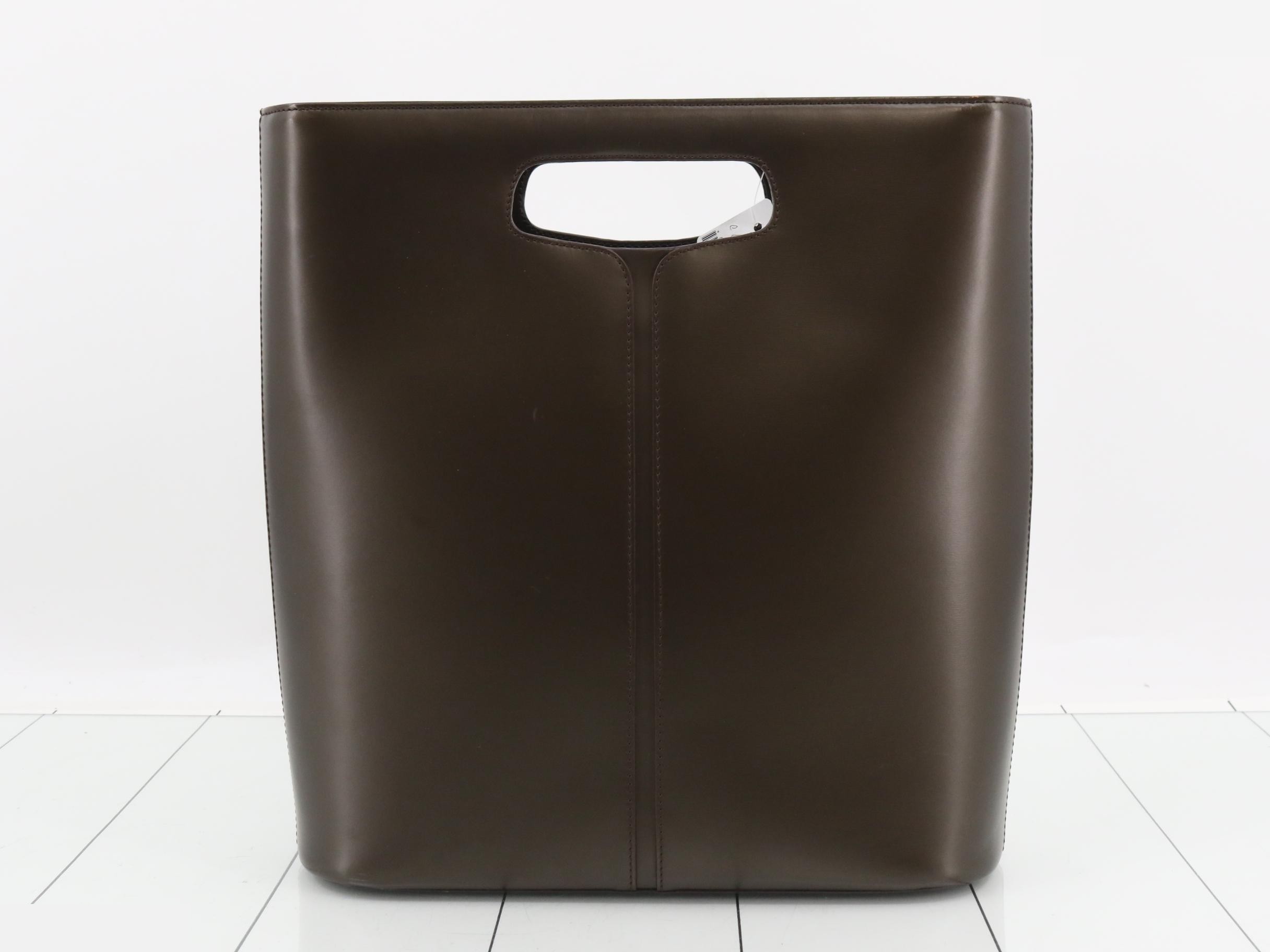 Logo, vertical, leather, brown handbag — view 2