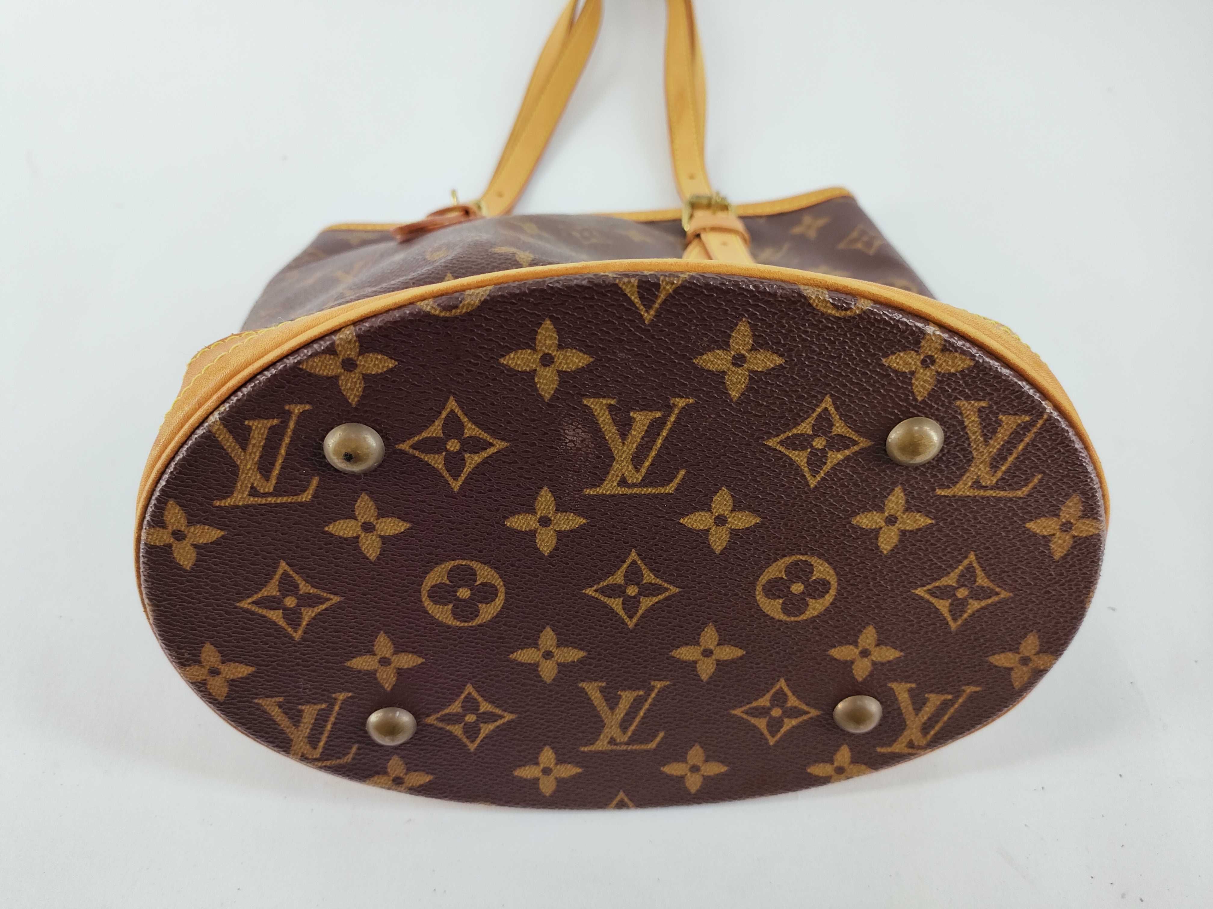 Monogram Bucket PM M42238 Handbag Tote Bag — view 7