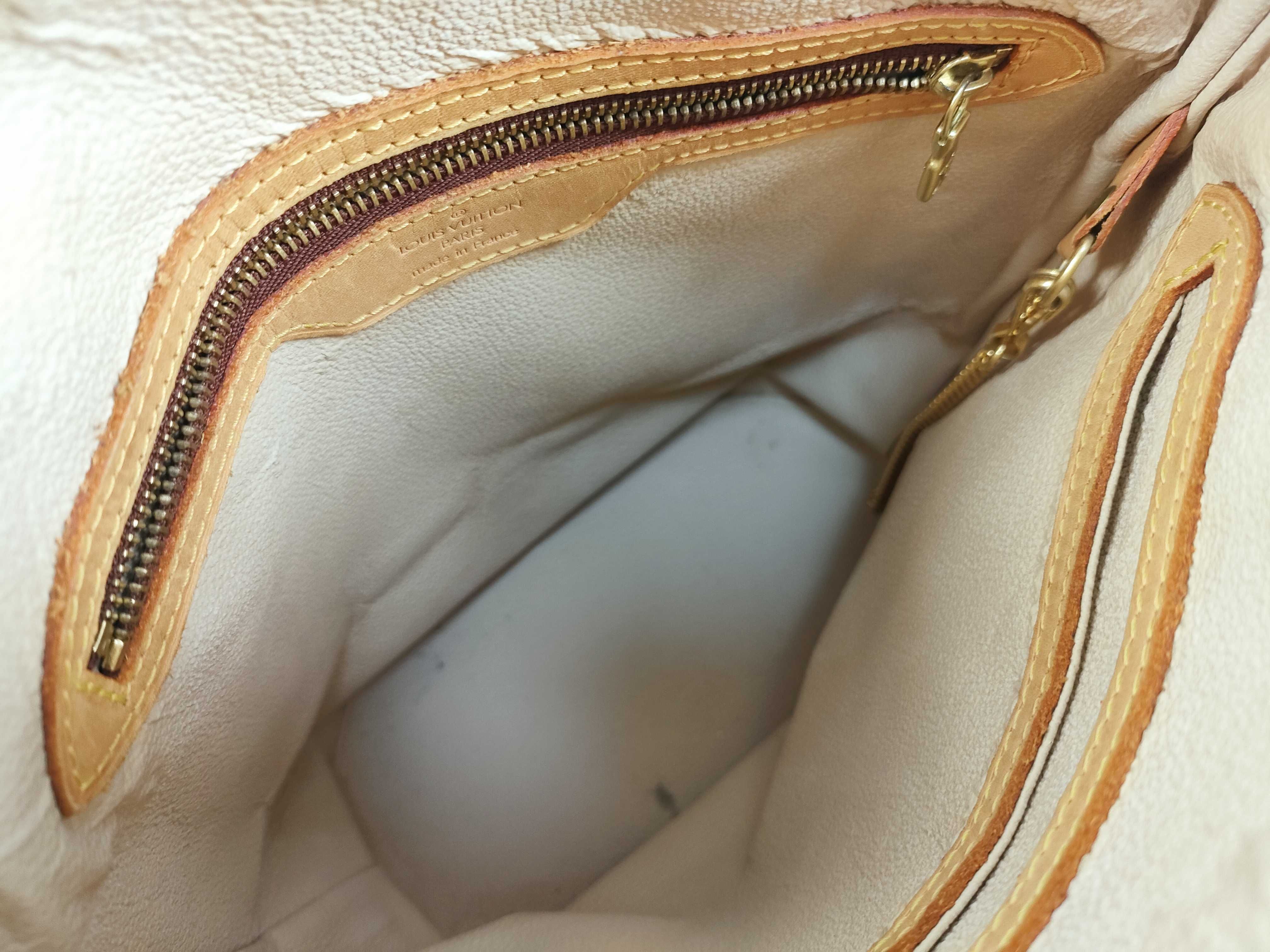 Monogram Bucket PM M42238 Handbag Tote Bag — view 9