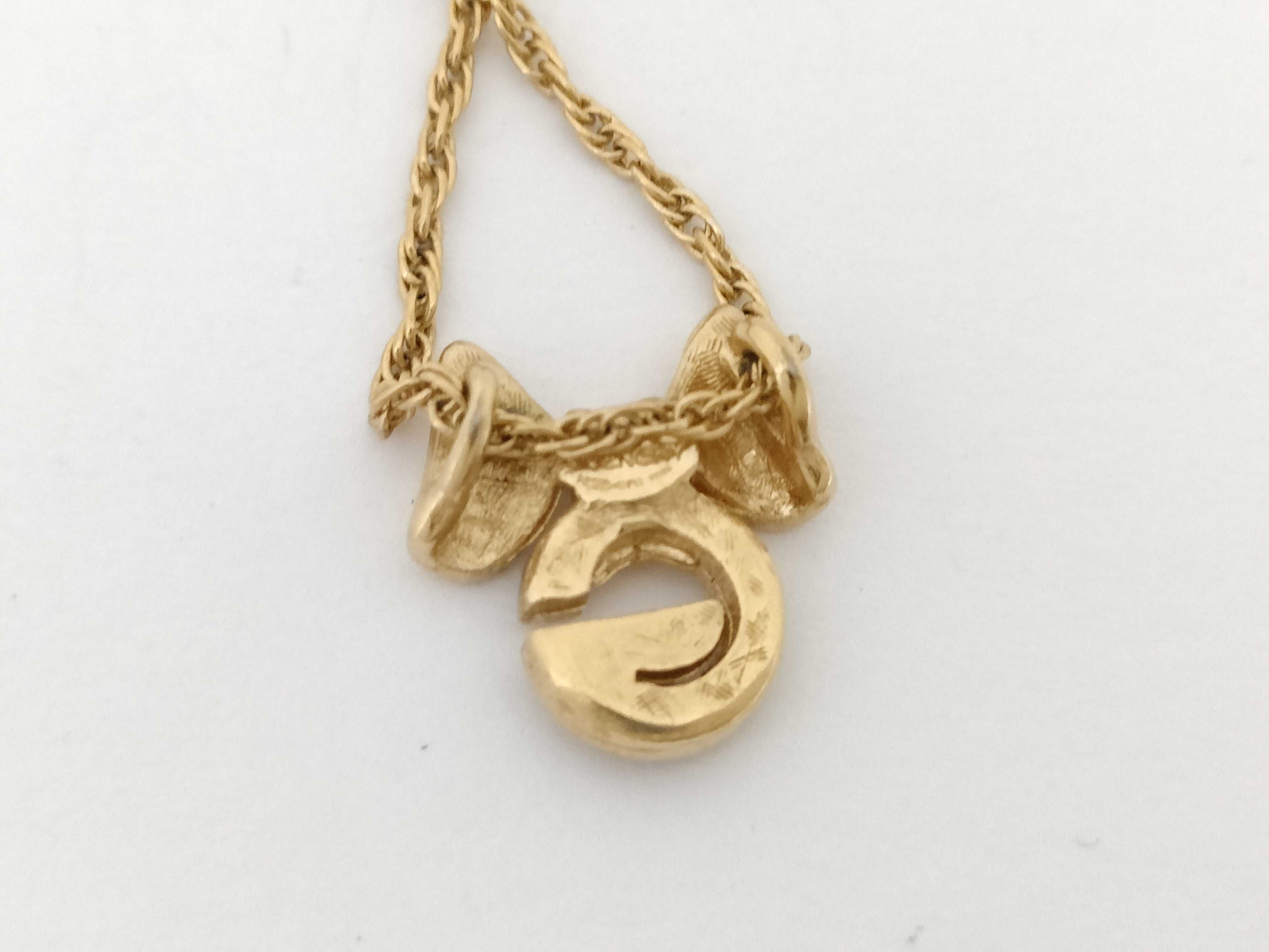 Necklace — view 2