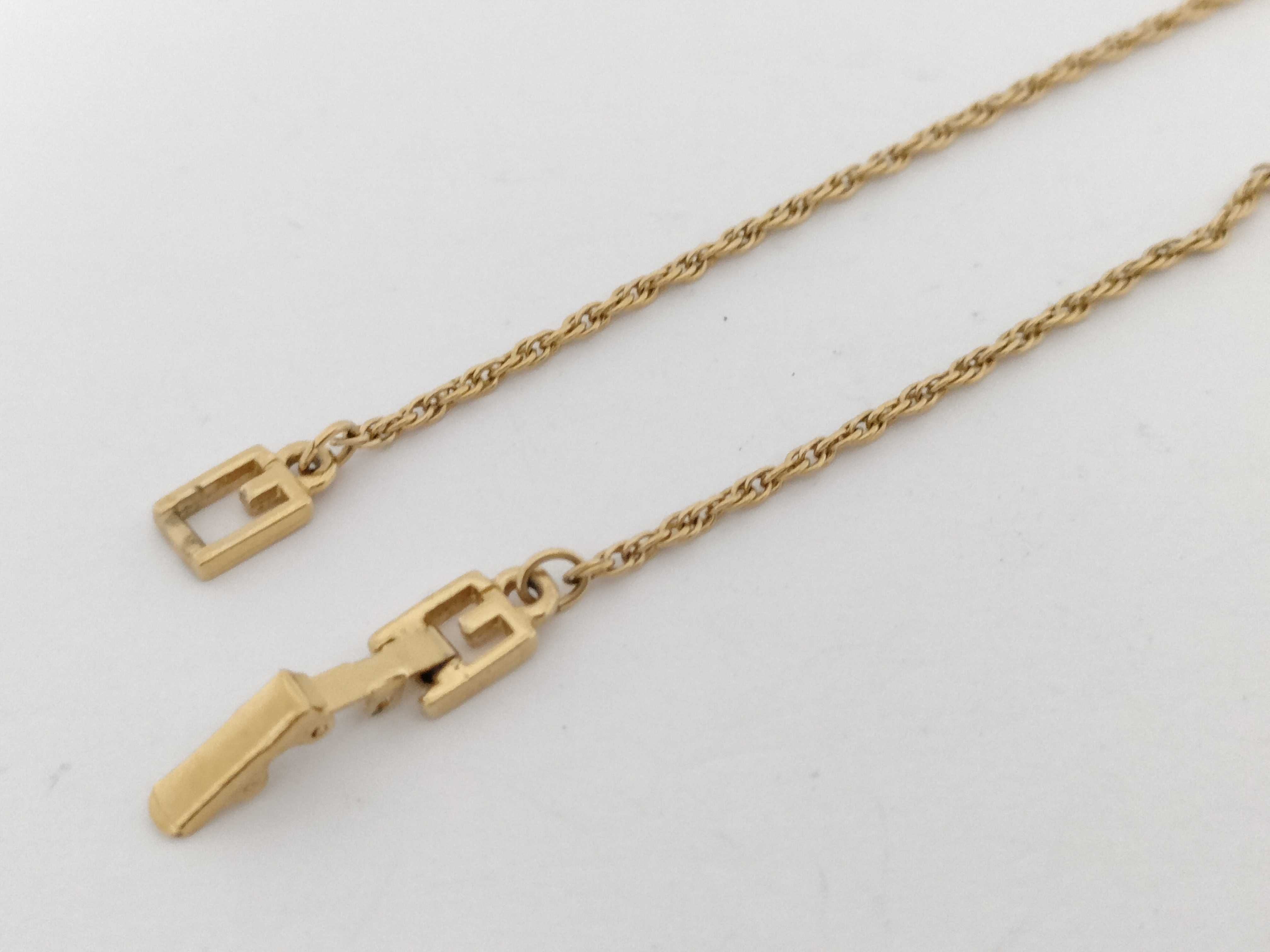 Necklace — view 9