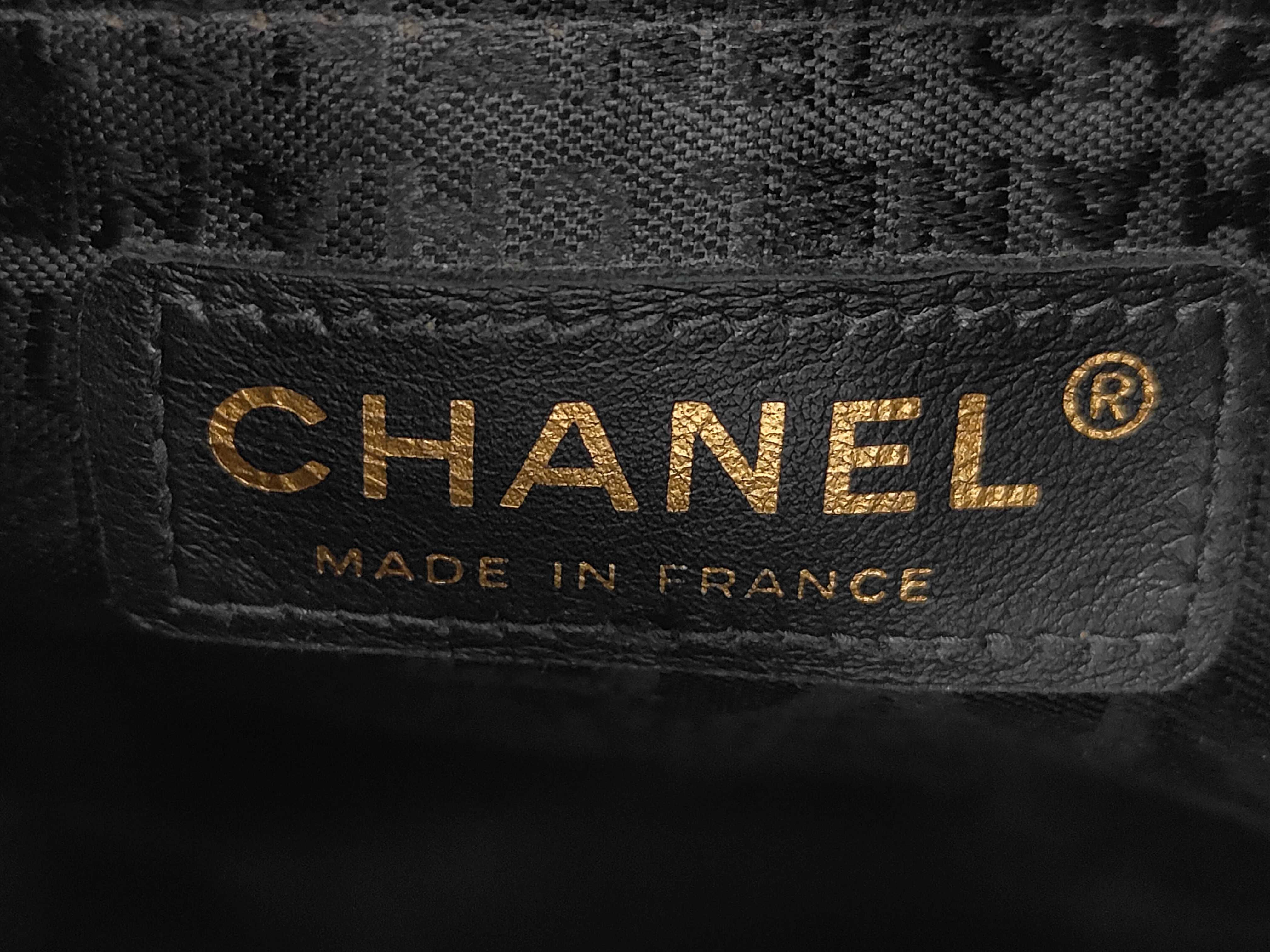 Camellia Tote Bag — view 9