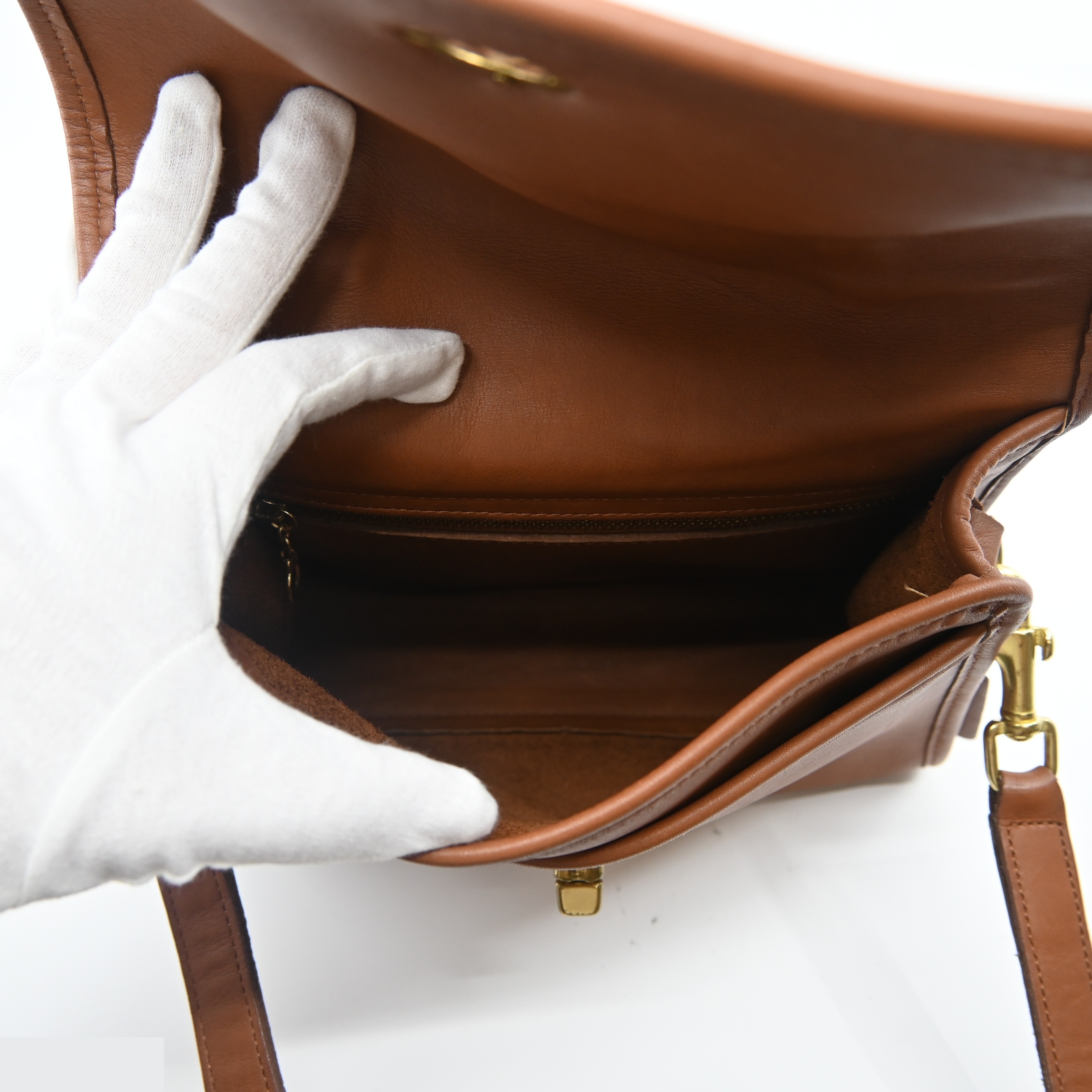9870 Old Coach bag/handbag with strap — view 8