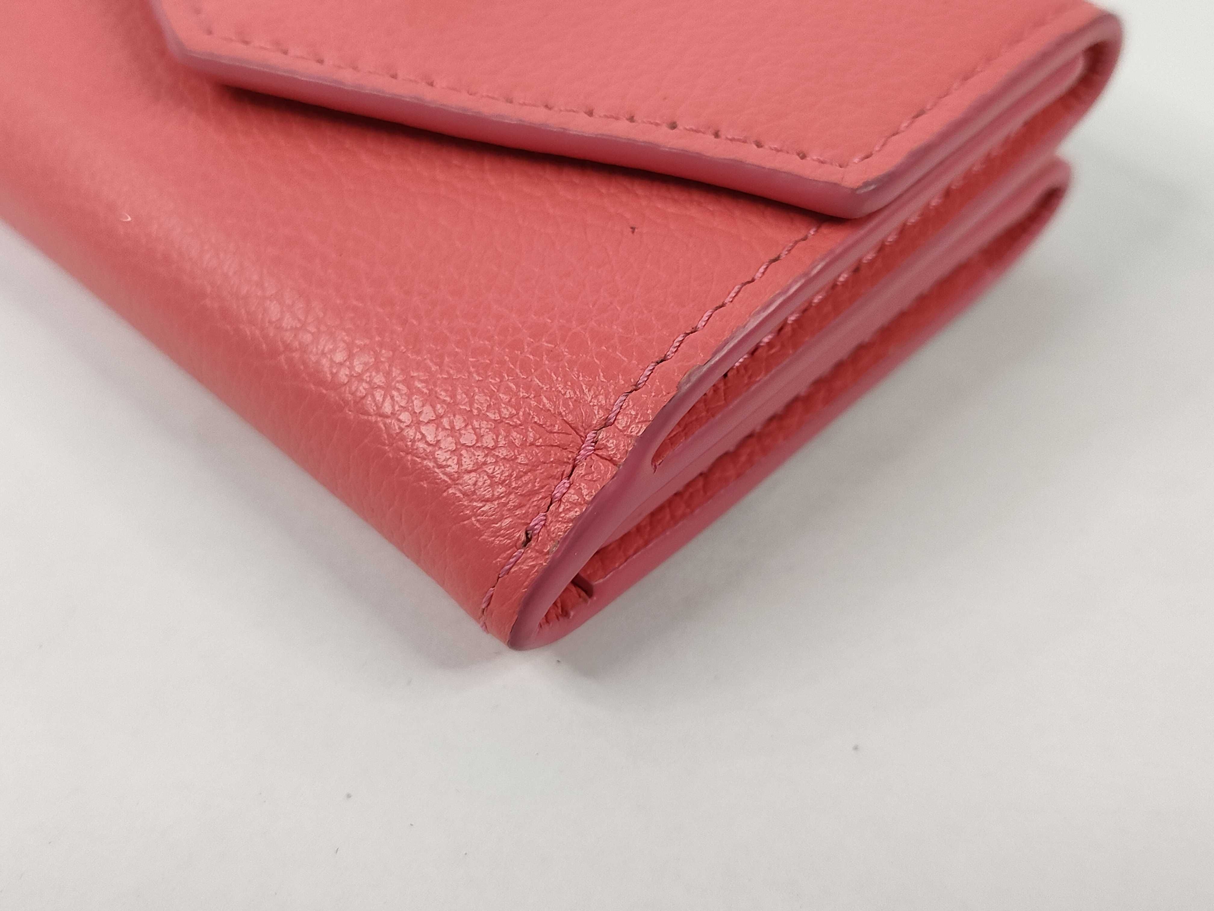 Pink Calf Leather Portefeuille Lockmini Wallet — view 14