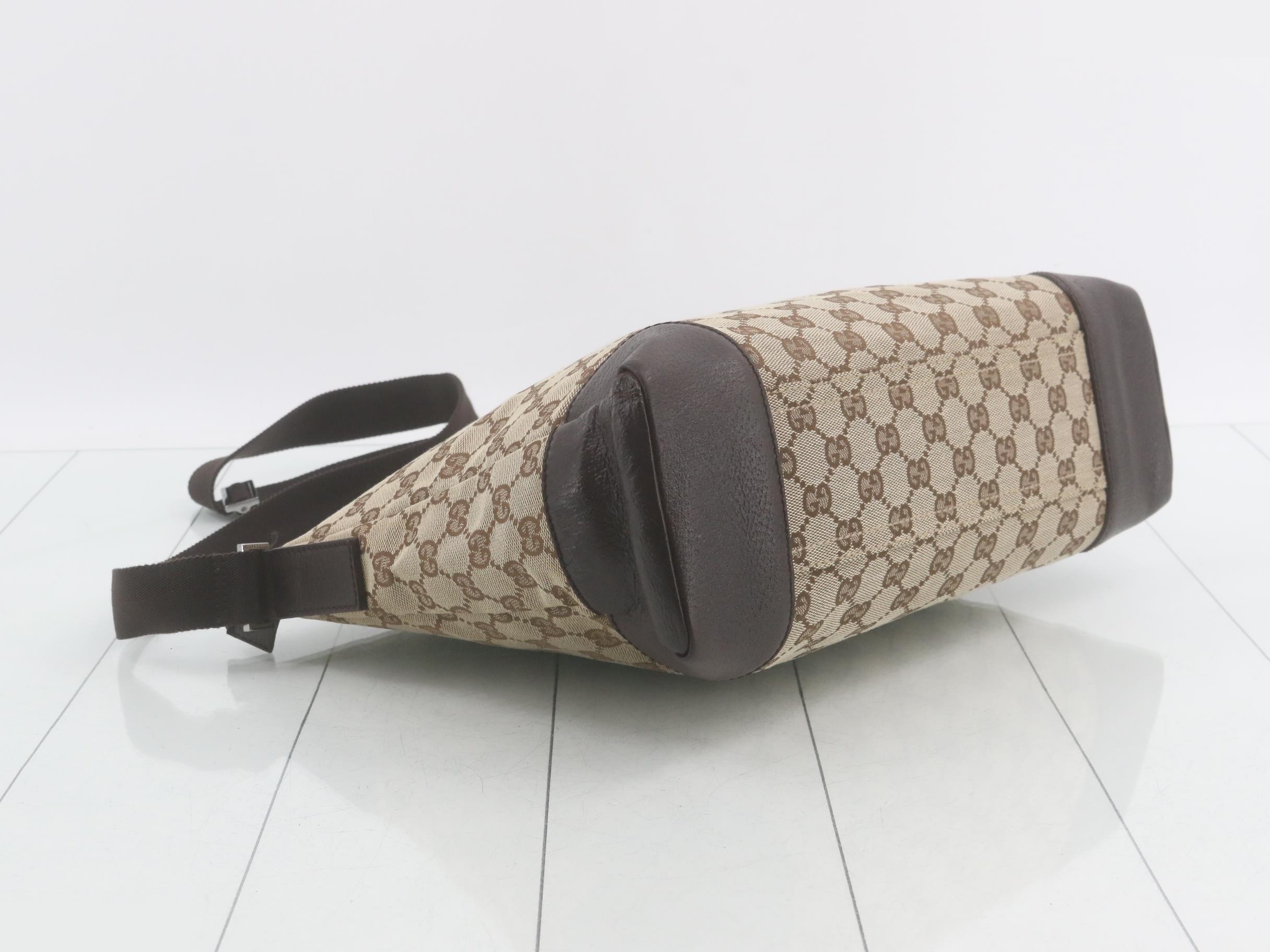 GG Canvas (Bag) - Shoulder Bag — view 5