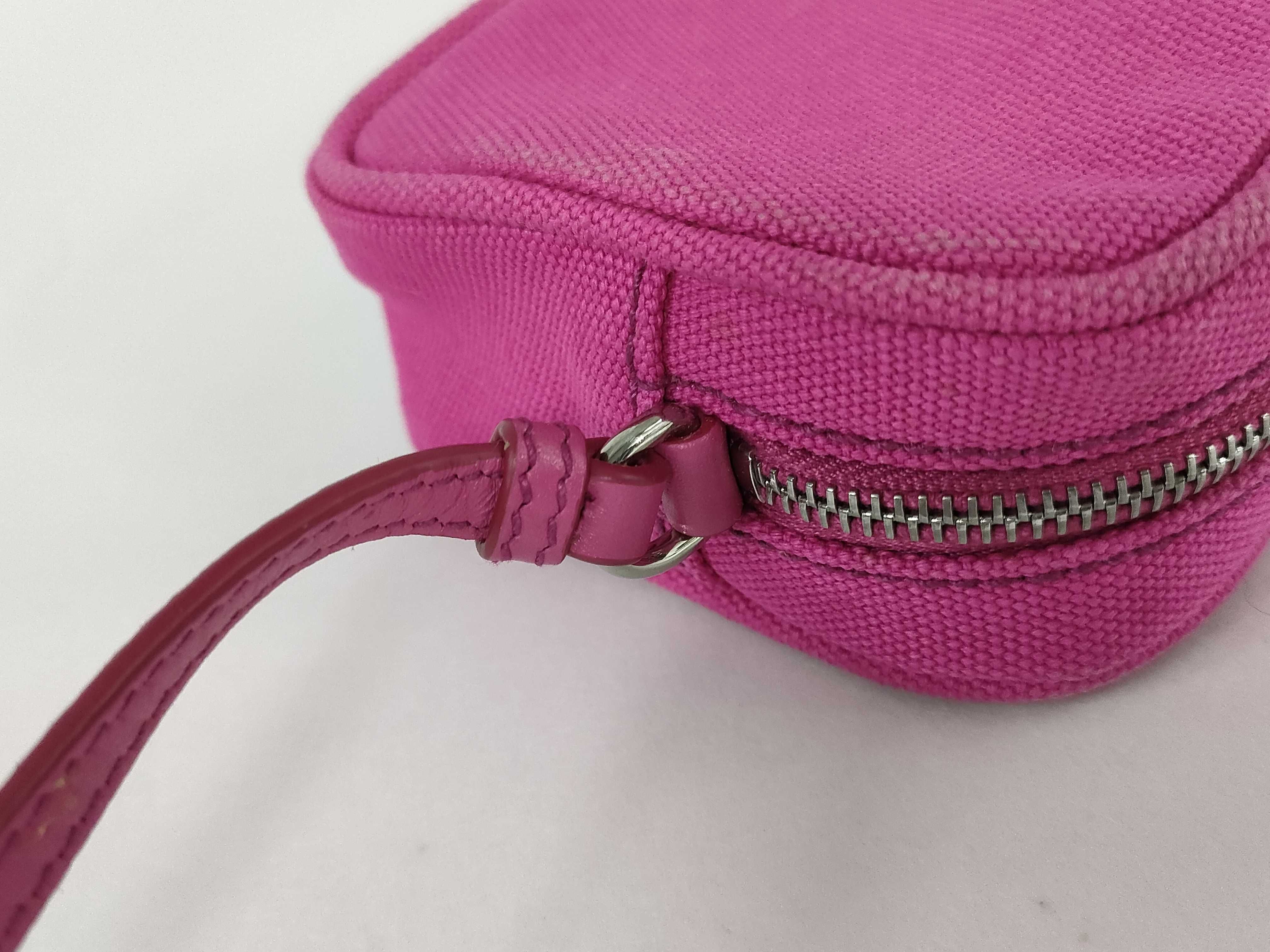 pouch — view 5