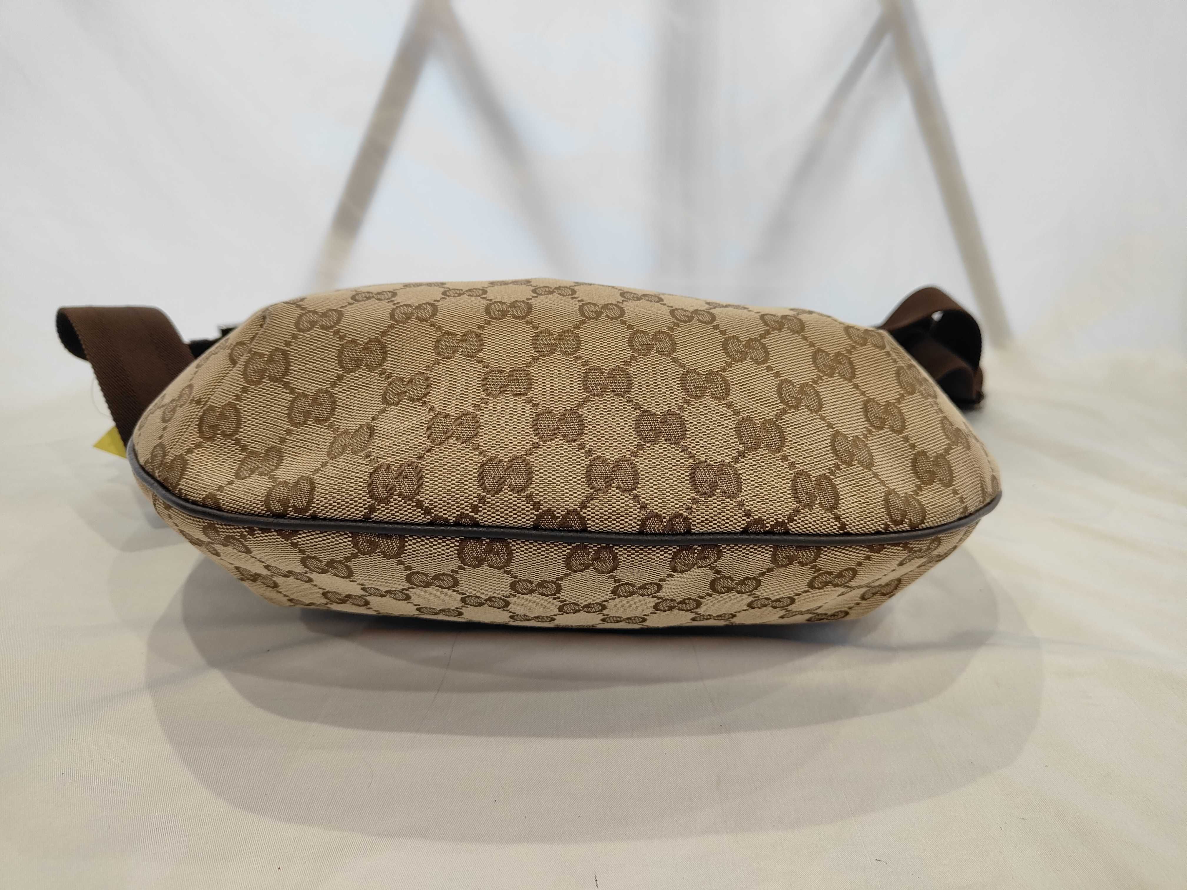 GG Canvas 181092 Shoulder Bag — view 3