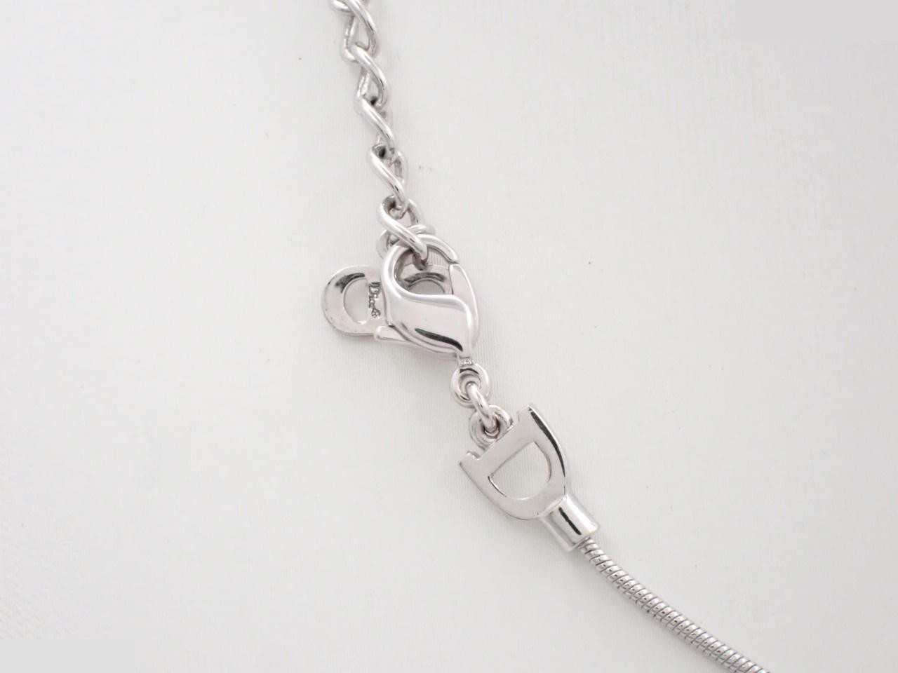 Other line: Precious metal necklaces and pendants, neck circumference approximately 42 cm. — view 2