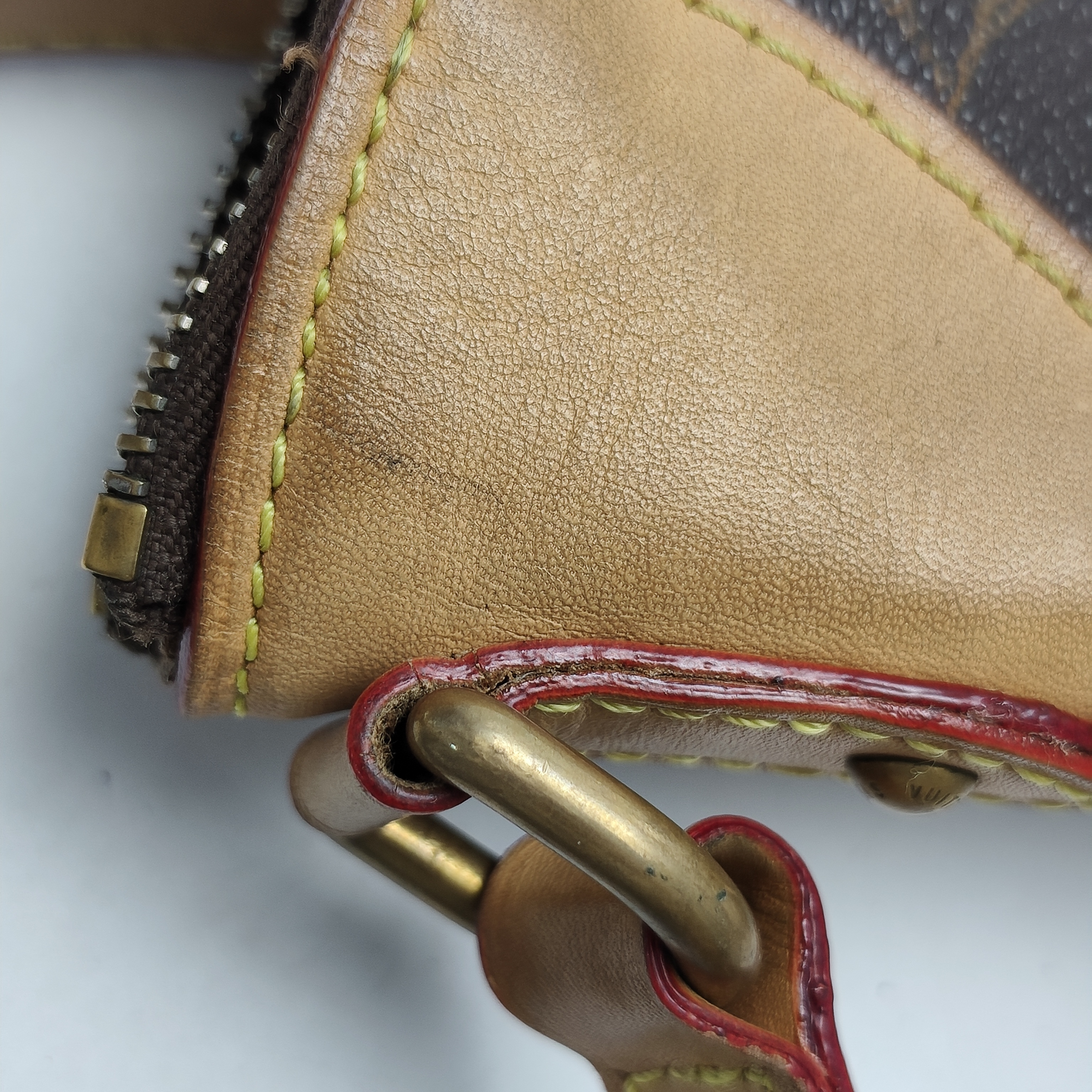 【*Shipped from: China*】LOUIS VUITTON Odeon PU Shoulder Bag — view 13