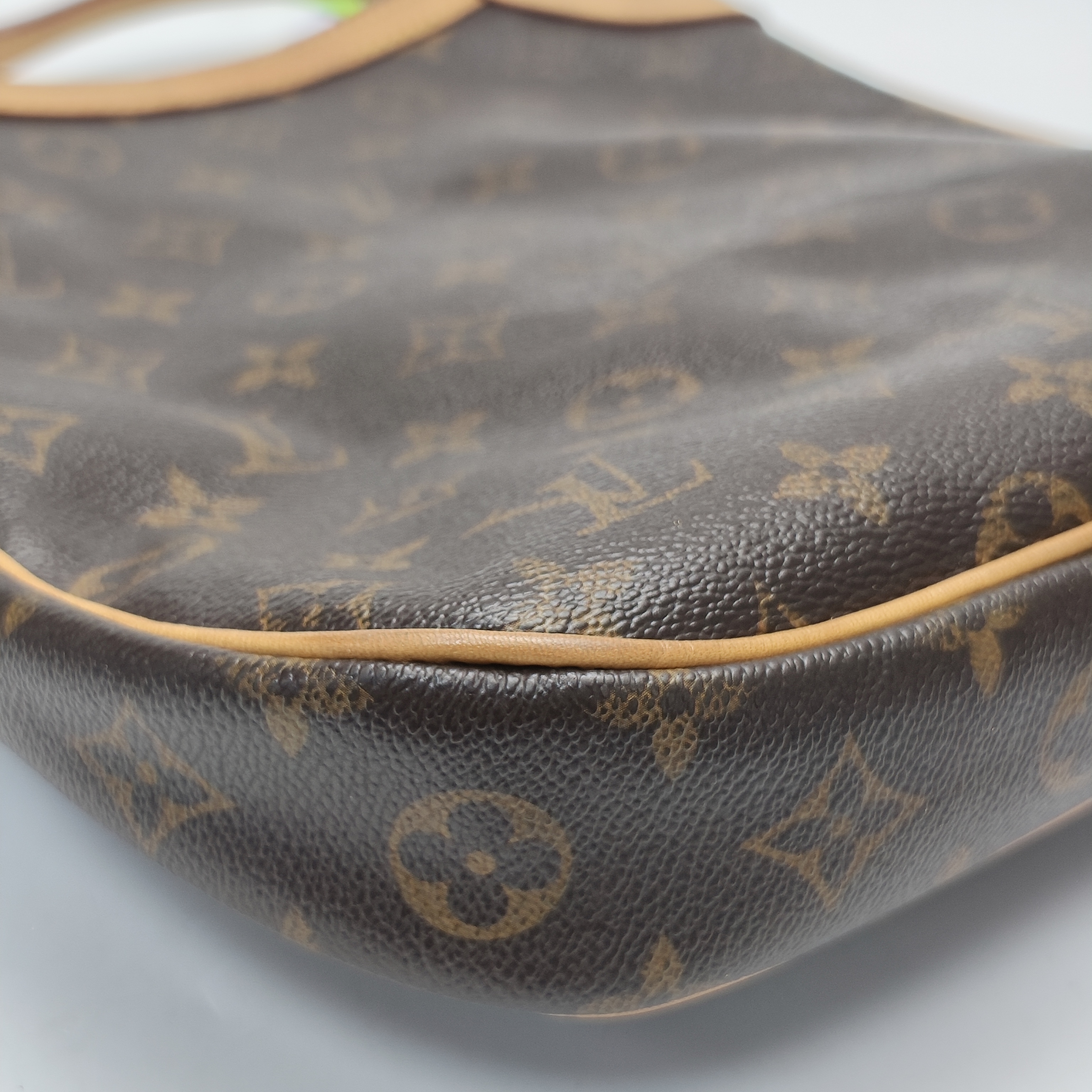【*Shipped from: China*】LOUIS VUITTON Odeon PU Shoulder Bag — view 3