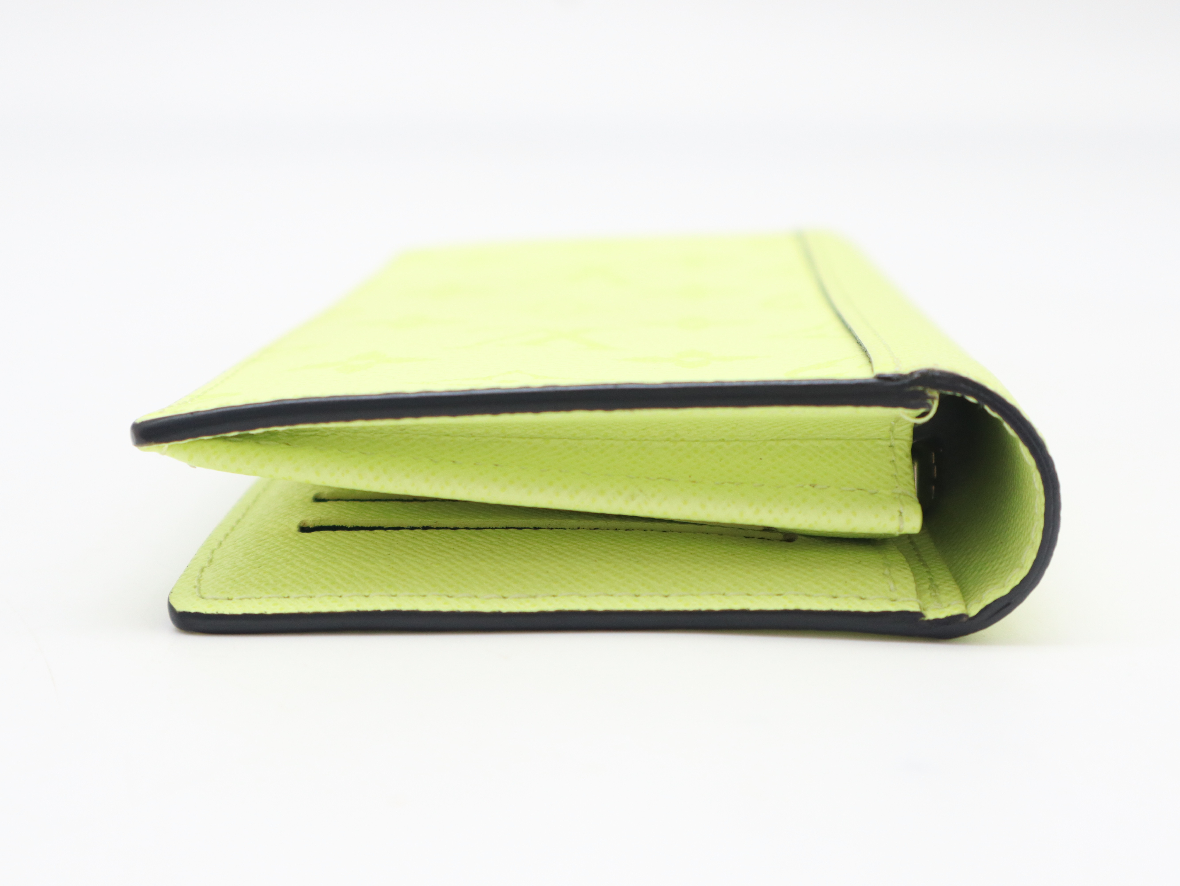M14131 Taigarama Portefeuille Brazza Yellow Wallet with Box and Dust Bag, RFID ID Tested. — view 3