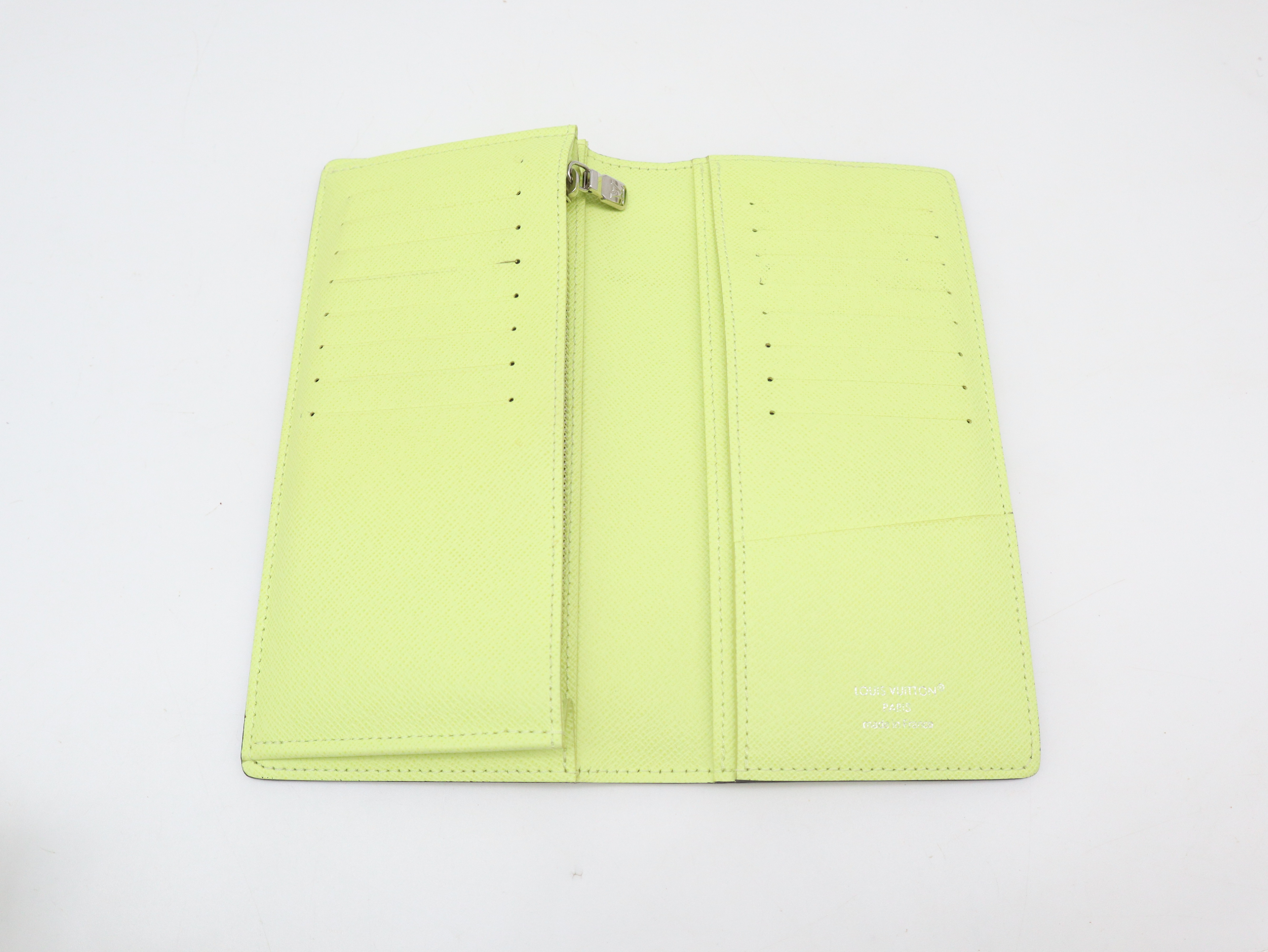 M14131 Taigarama Portefeuille Brazza Yellow Wallet with Box and Dust Bag, RFID ID Tested. — view 8