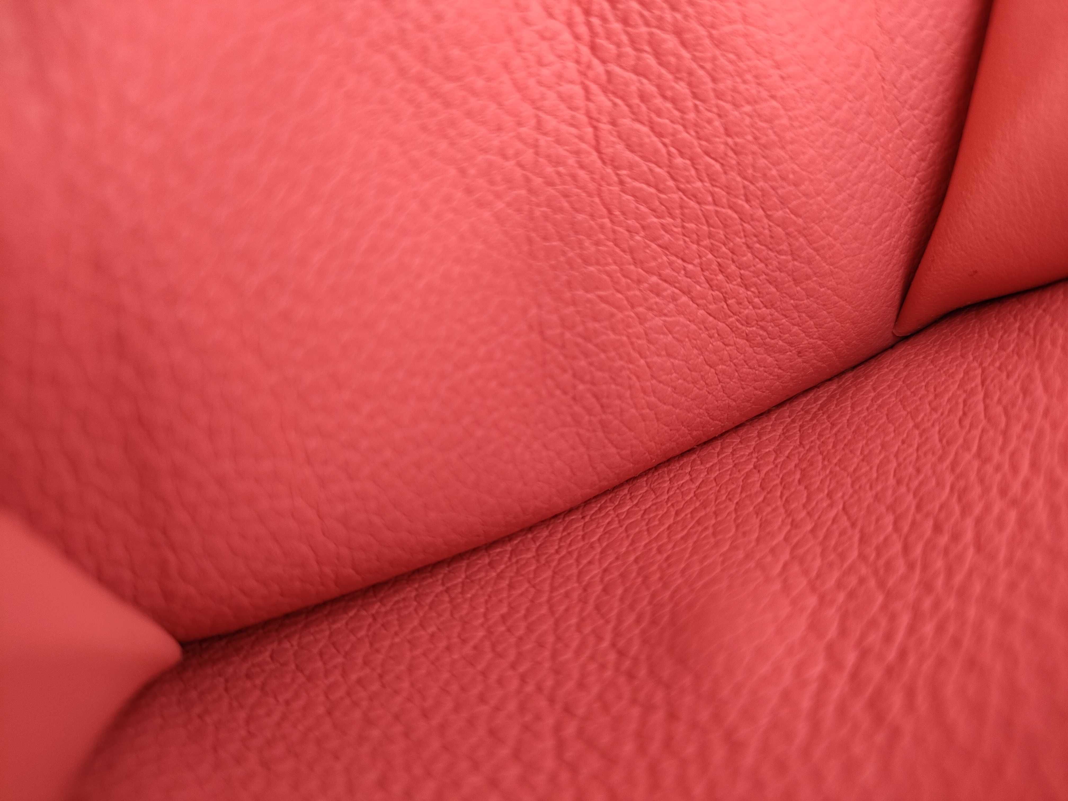 Pink Calf Leather Portefeuille Lockmini Wallet — view 11