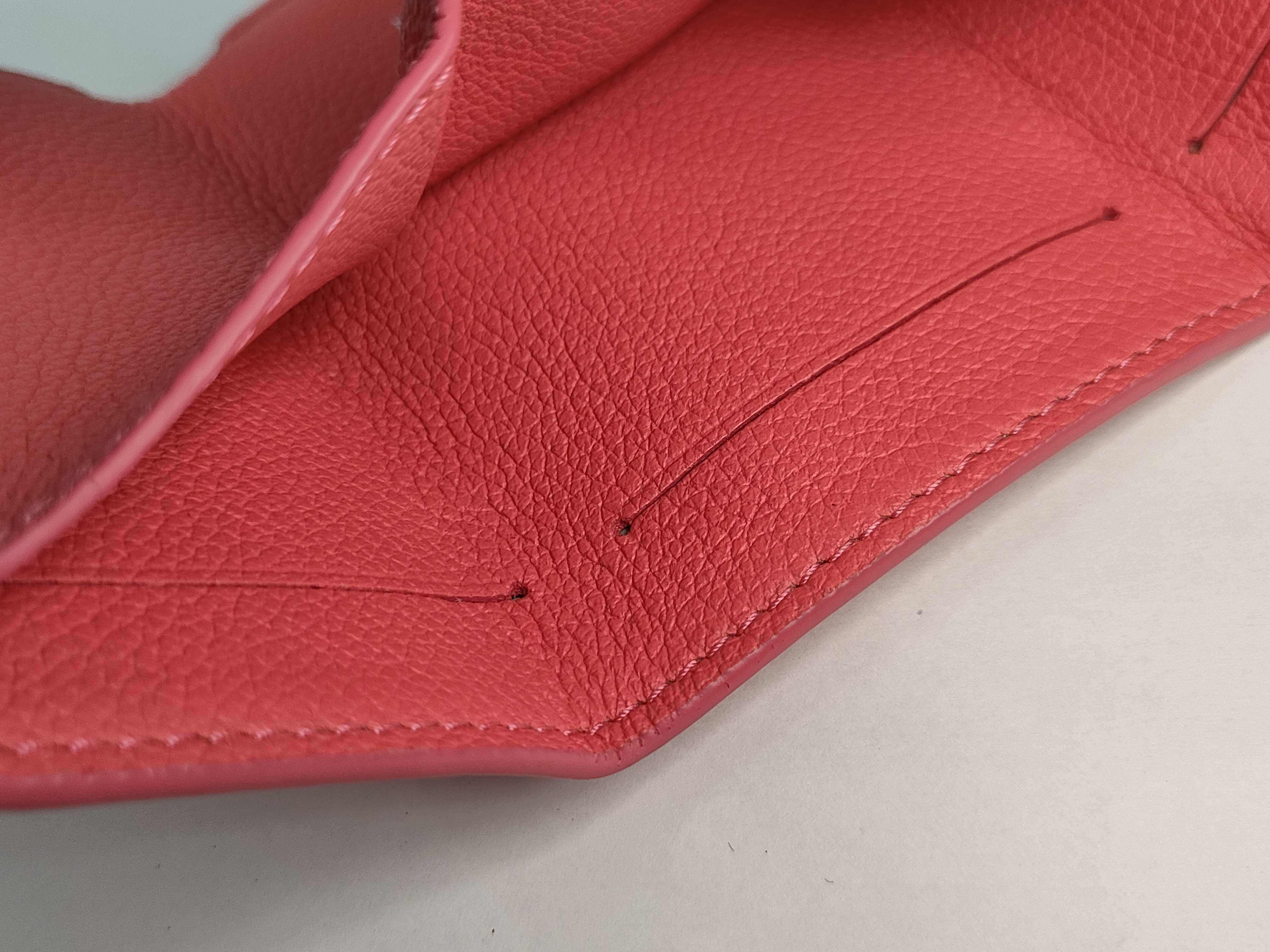 Pink Calf Leather Portefeuille Lockmini Wallet — view 13