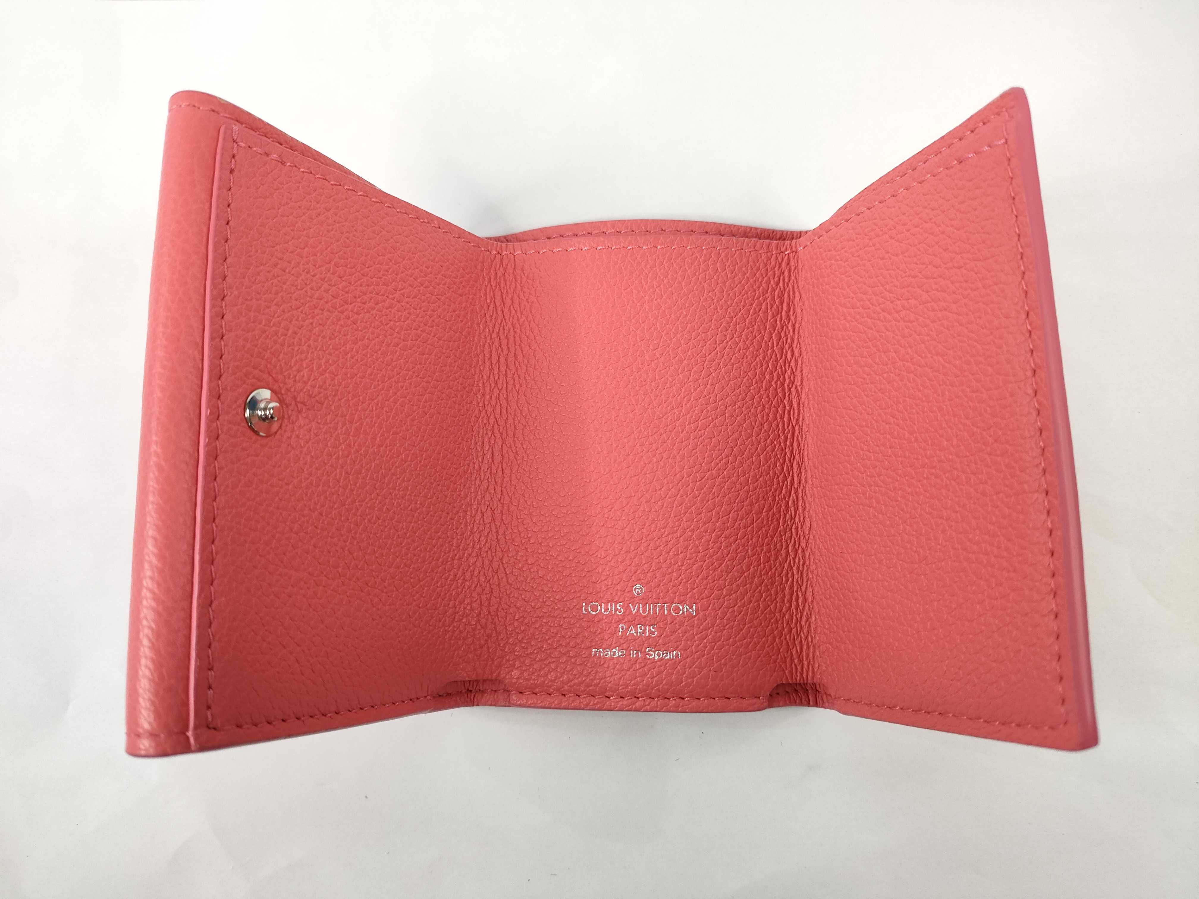 Pink Calf Leather Portefeuille Lockmini Wallet — view 8