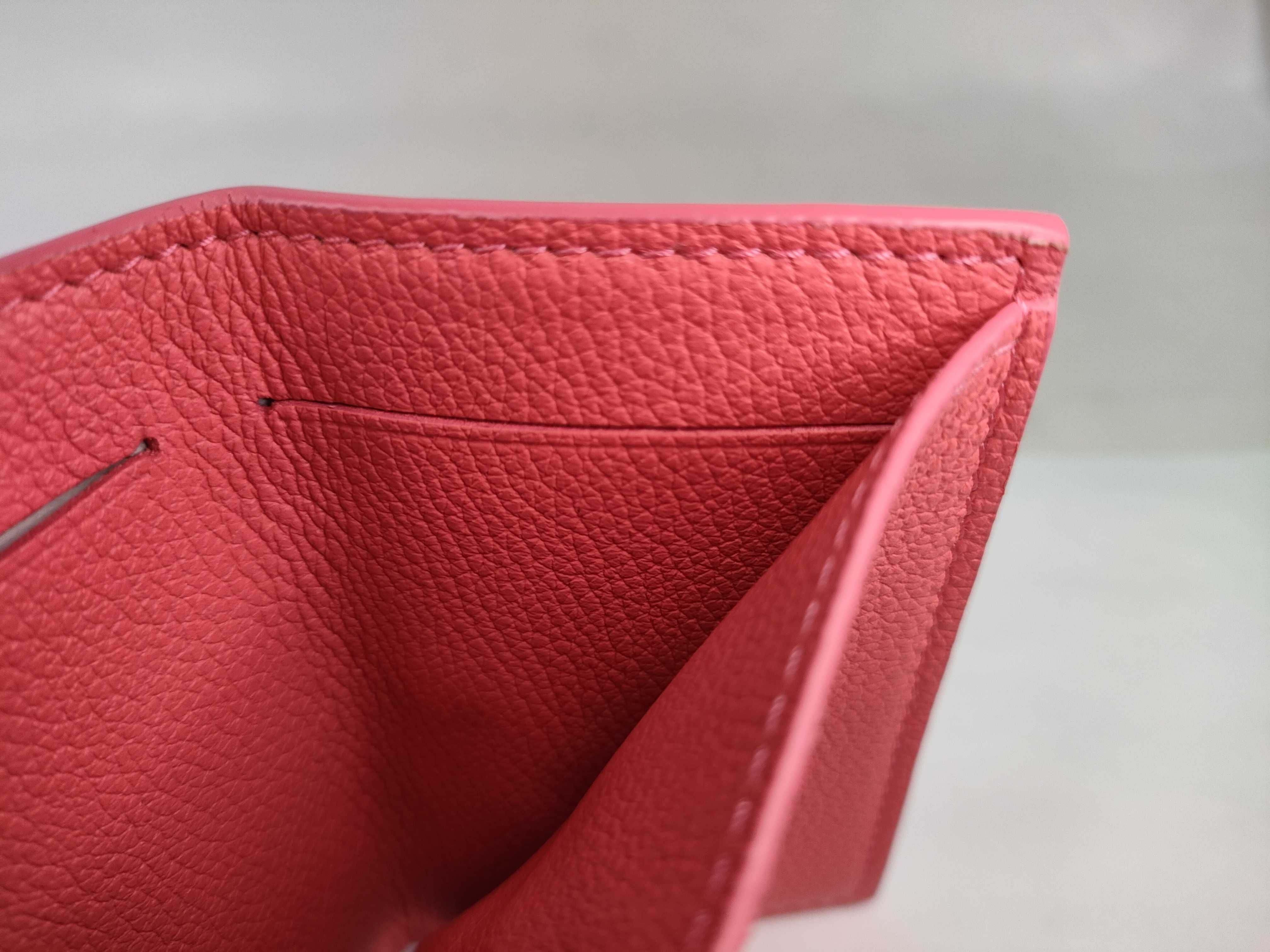 Pink Calf Leather Portefeuille Lockmini Wallet — view 9