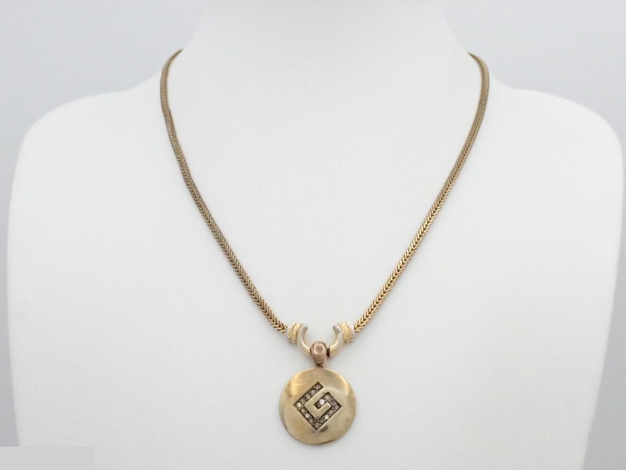 Gold necklace, chain approximately 42cm — view 3