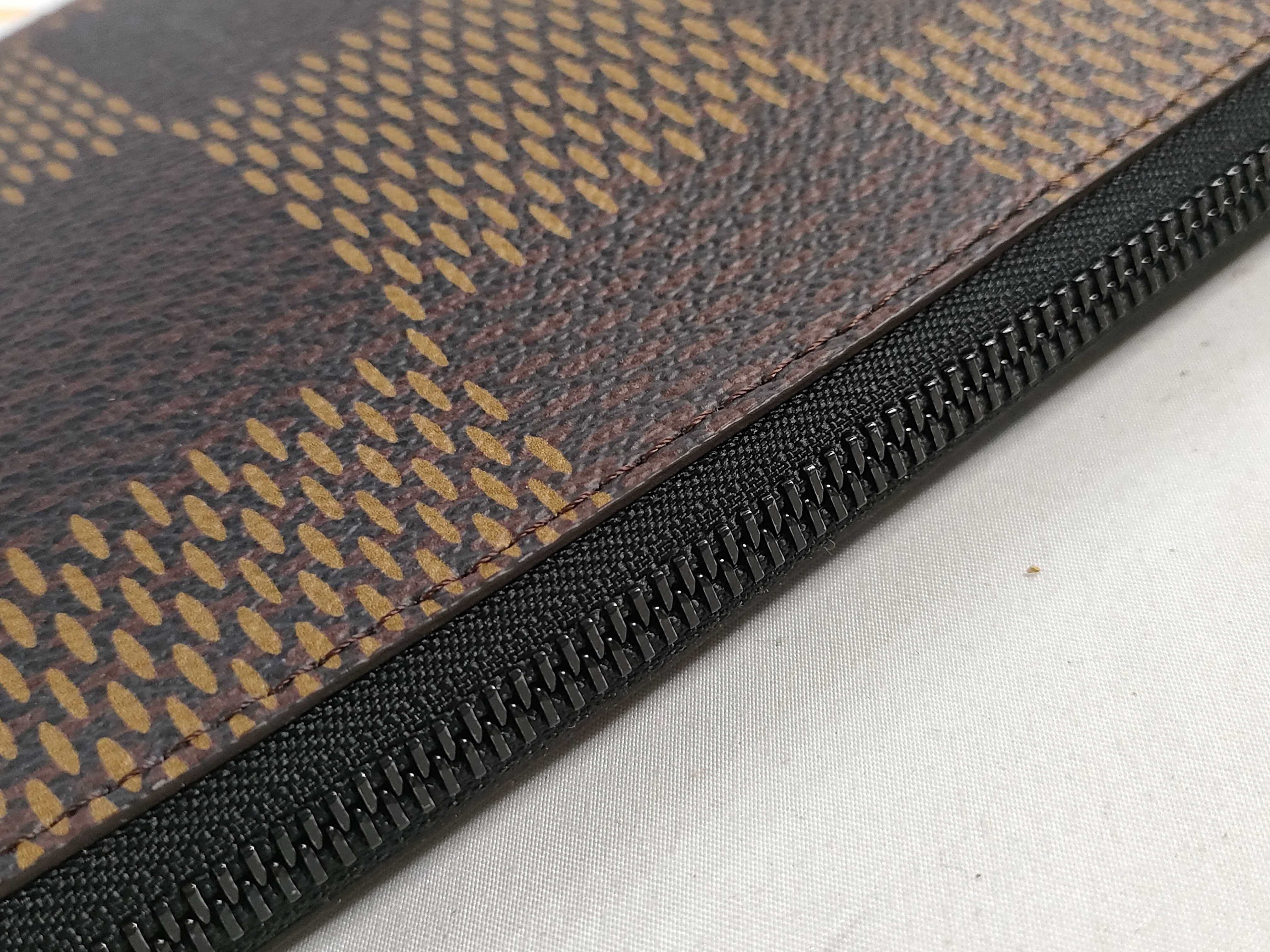 Damier x NIGO Damier Giant Pochette Jour GM N60390 Brown TY2200 Clutch Bag — view 5