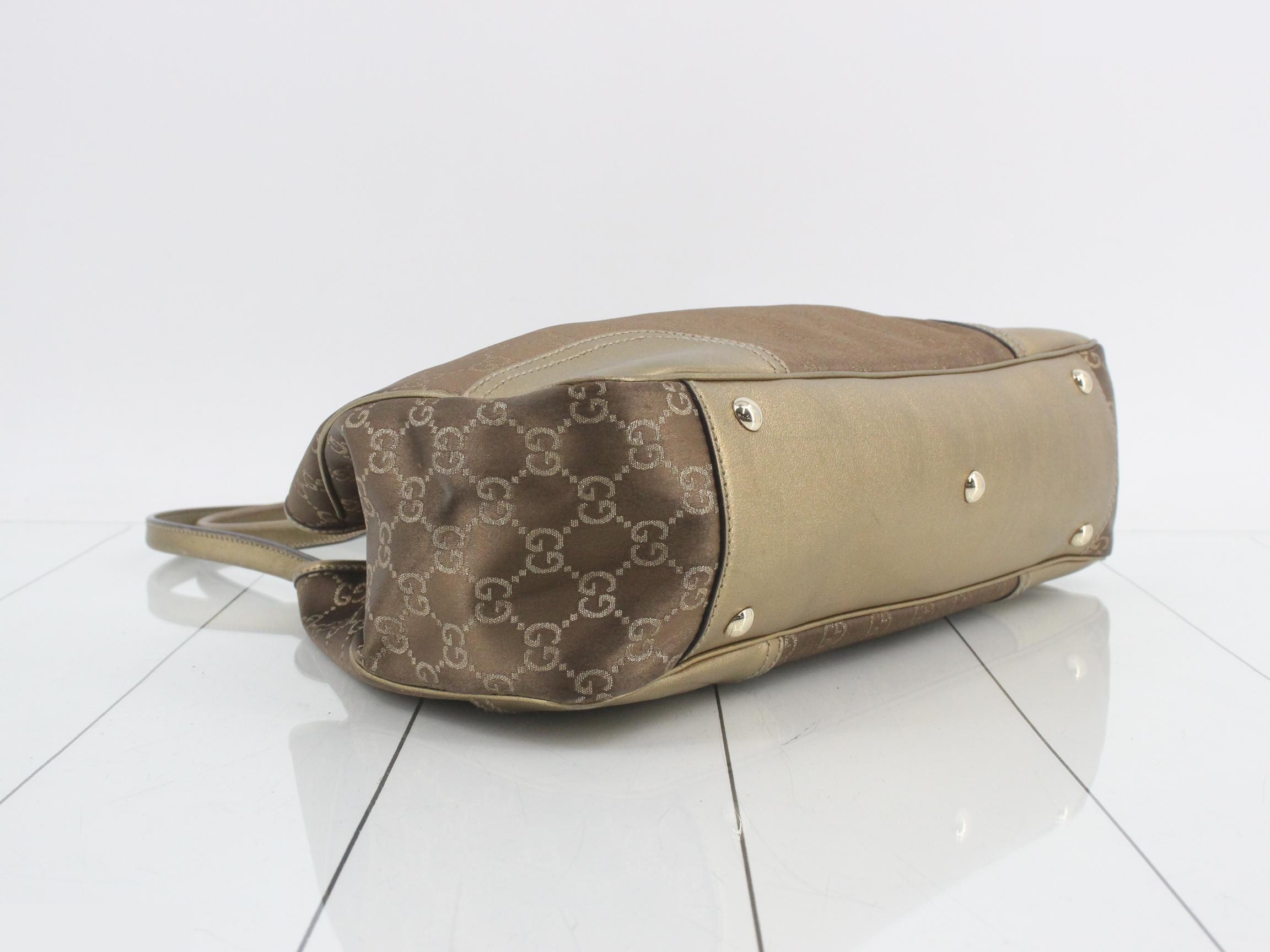 GG Canvas (Bag) - Shoulder Bag — view 5