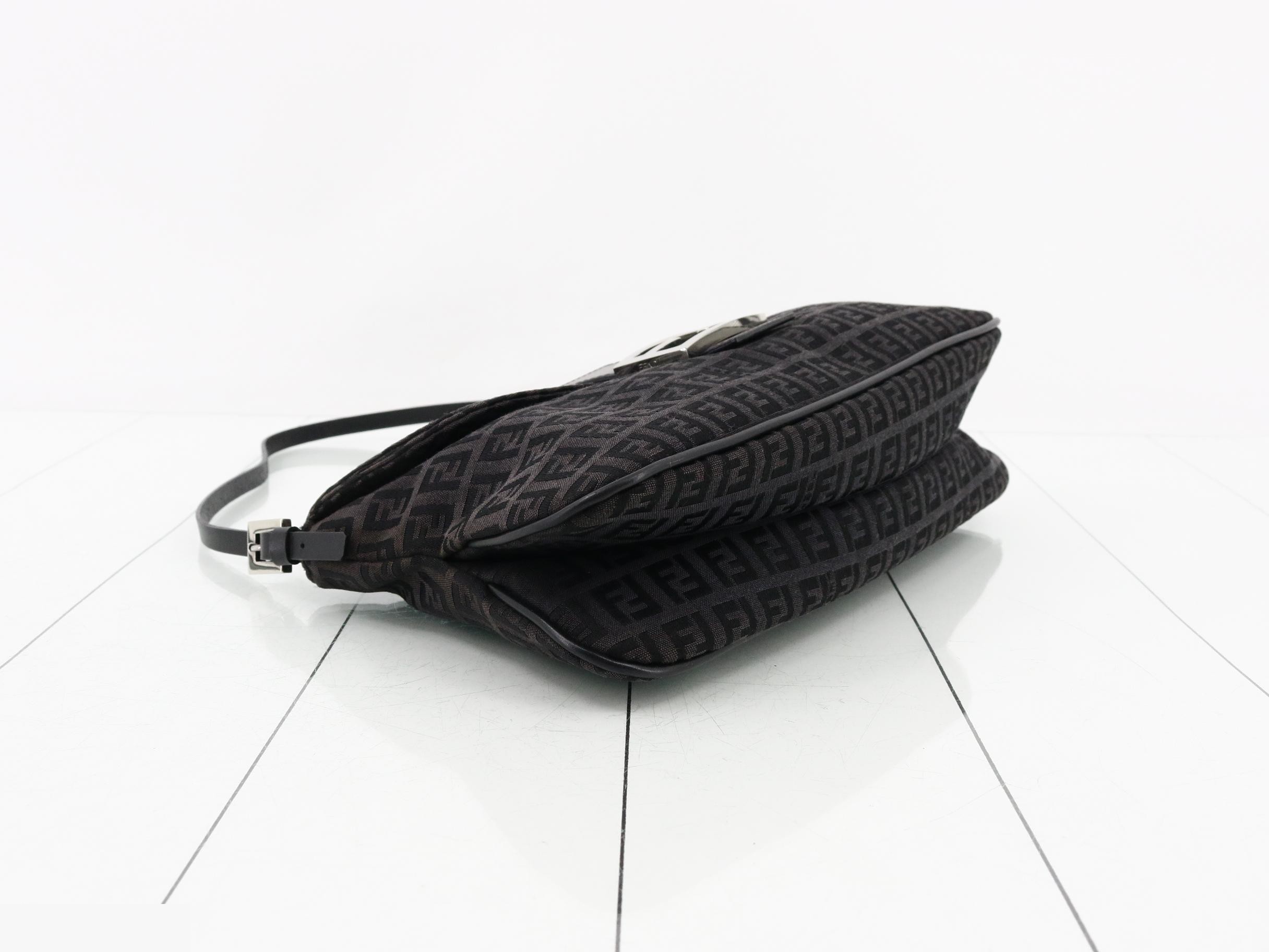 Zucchino Mamma Bucket Shoulder Bag — view 5