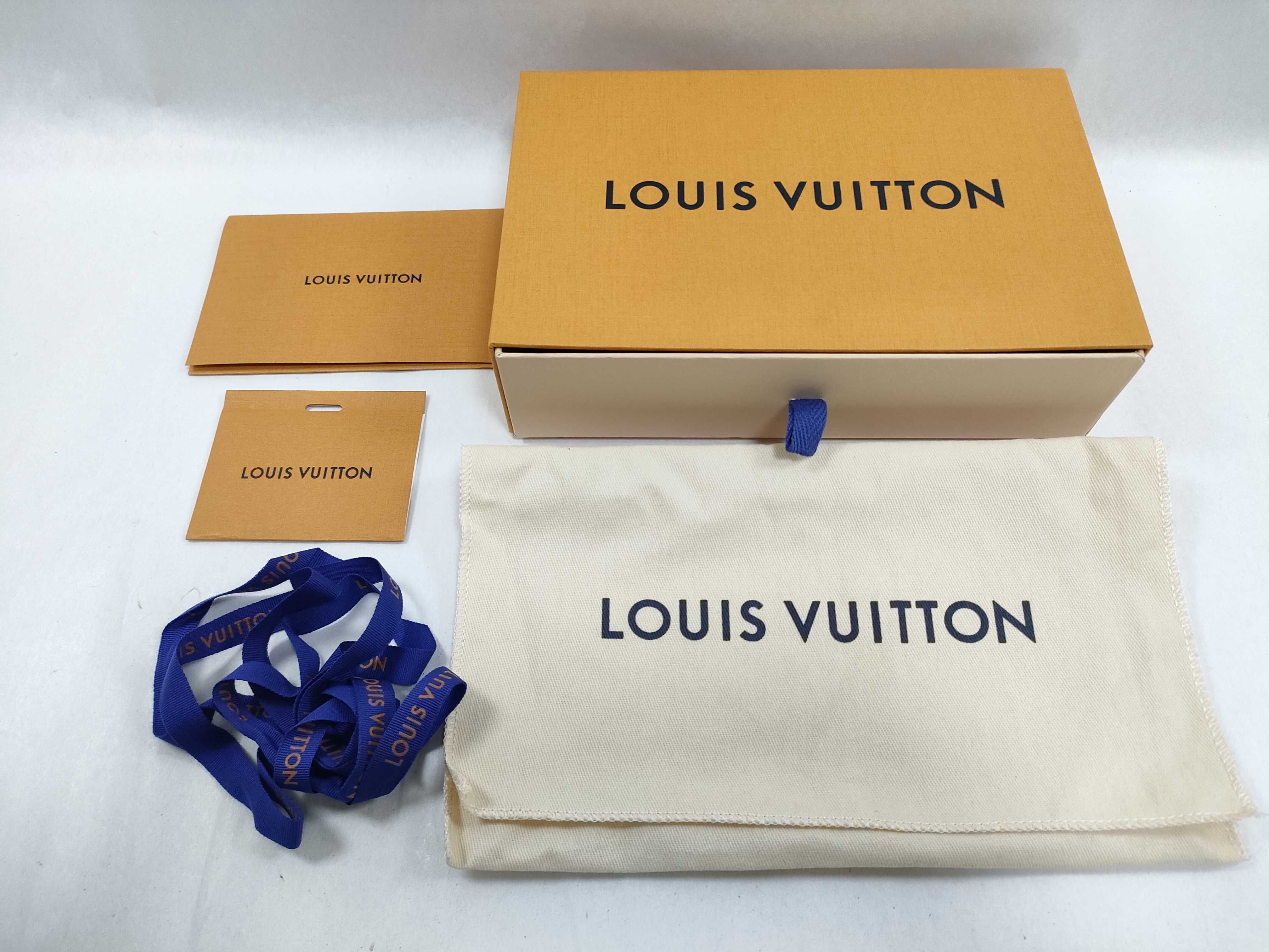 LV Aerogram Zippy Wallet Long Wallet M69831 Noir/Black RFID detected — view 15
