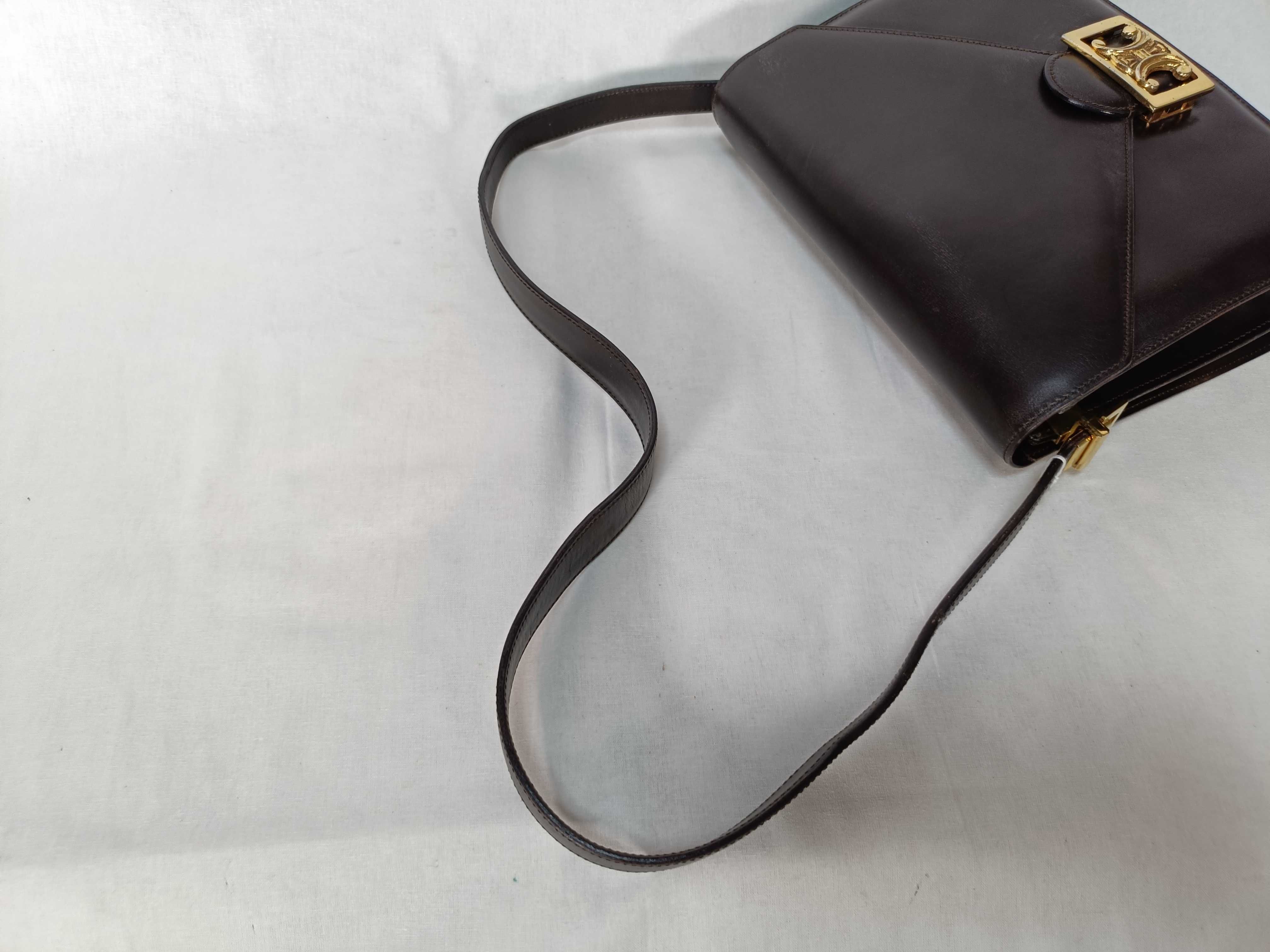 Triomphe Logo Hardware Shoulder Bag — view 7