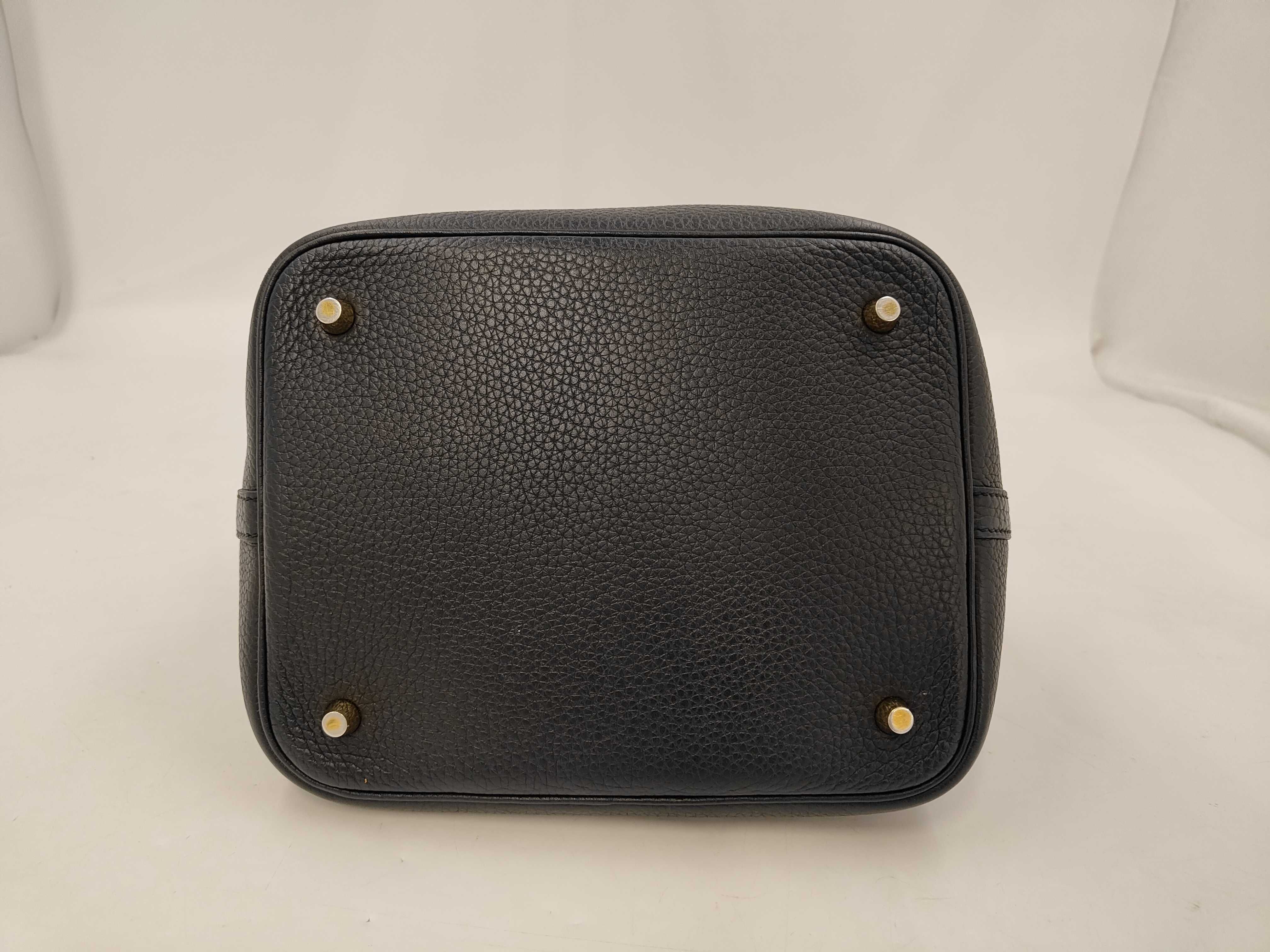 Picotin Lock MM [Stamped] U Handbag — view 4