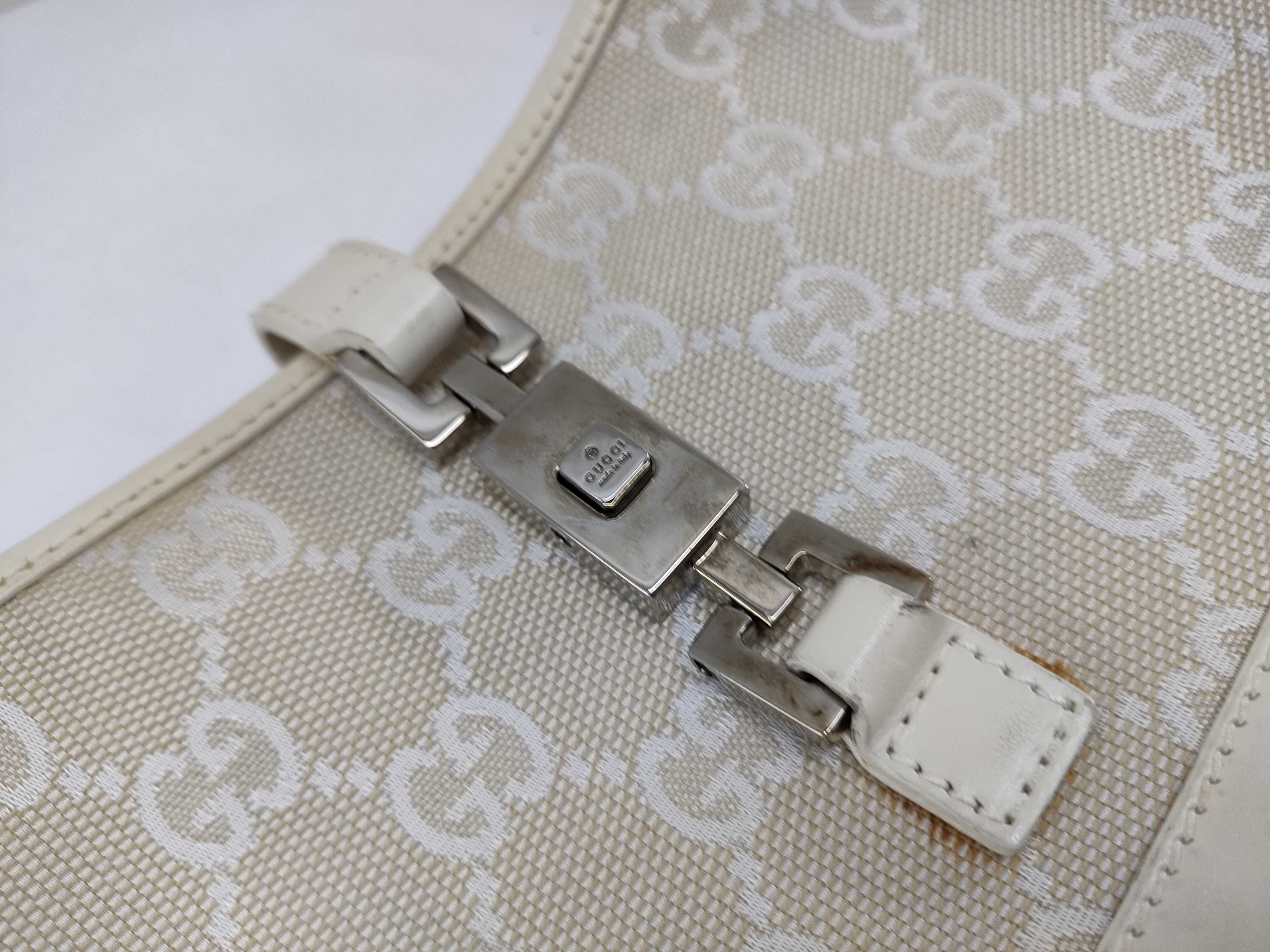 GG Canvas Gucci Jackie Shoulder Bag — view 13