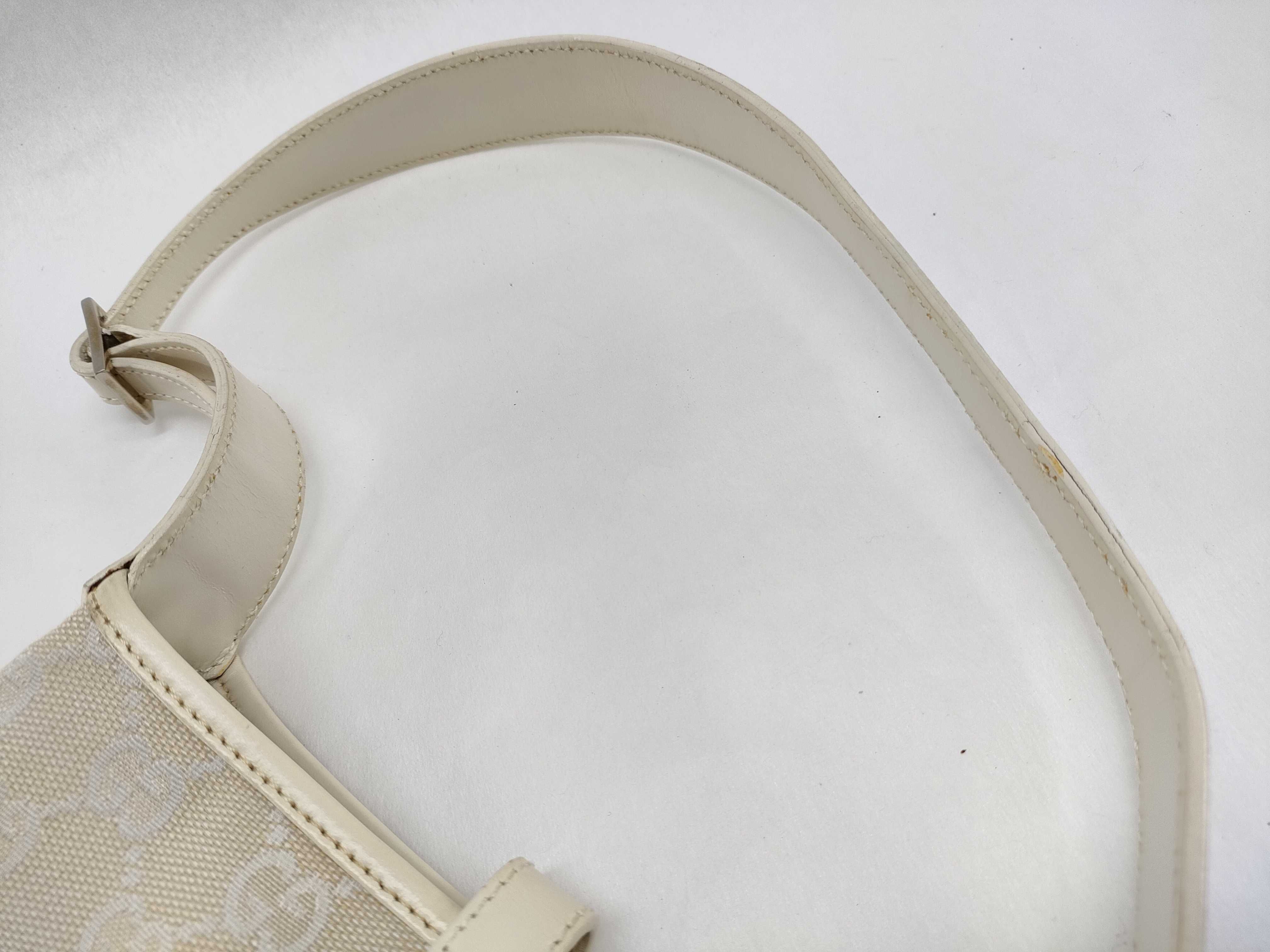 GG Canvas Gucci Jackie Shoulder Bag — view 3