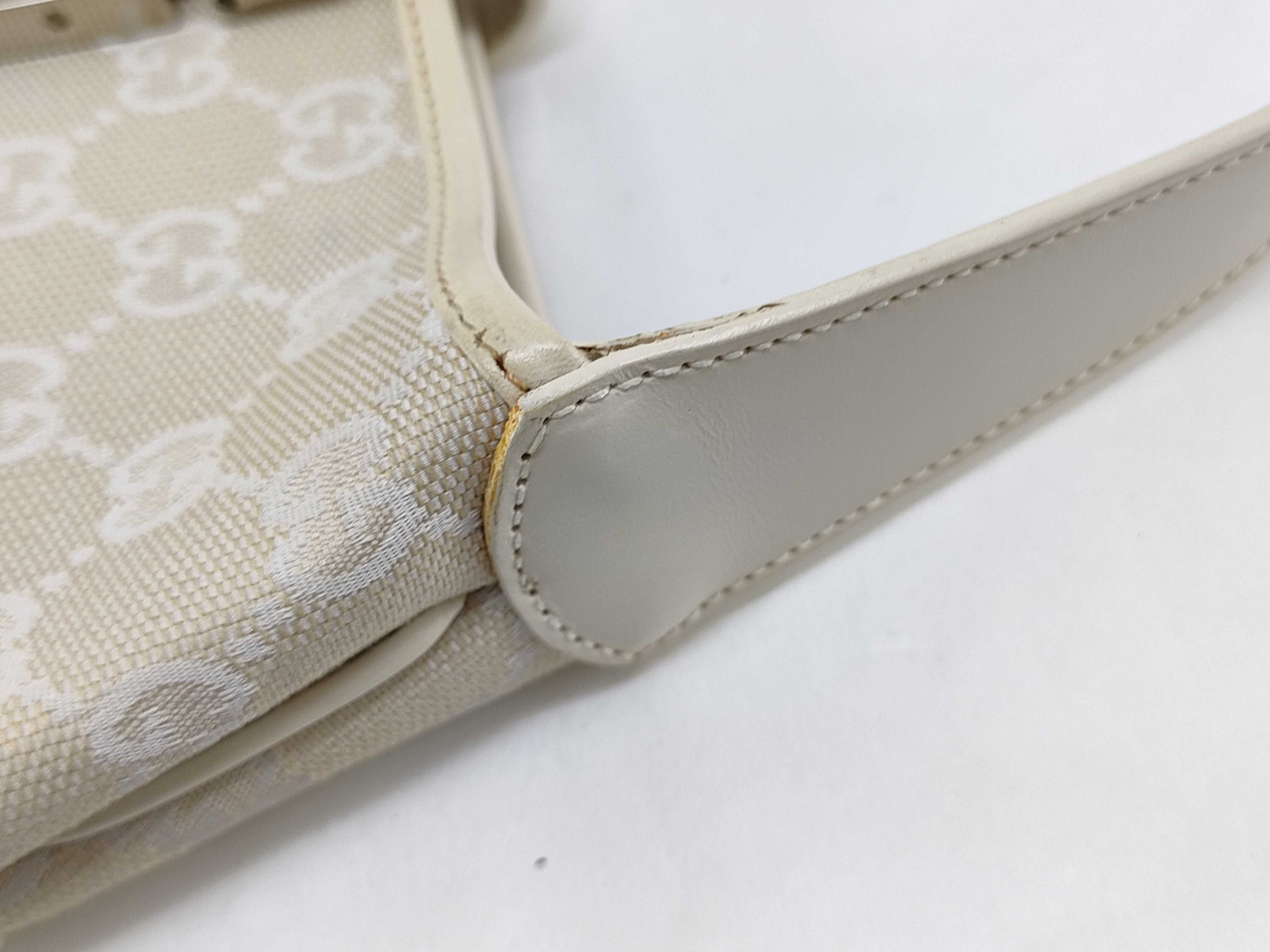 GG Canvas Gucci Jackie Shoulder Bag — view 5