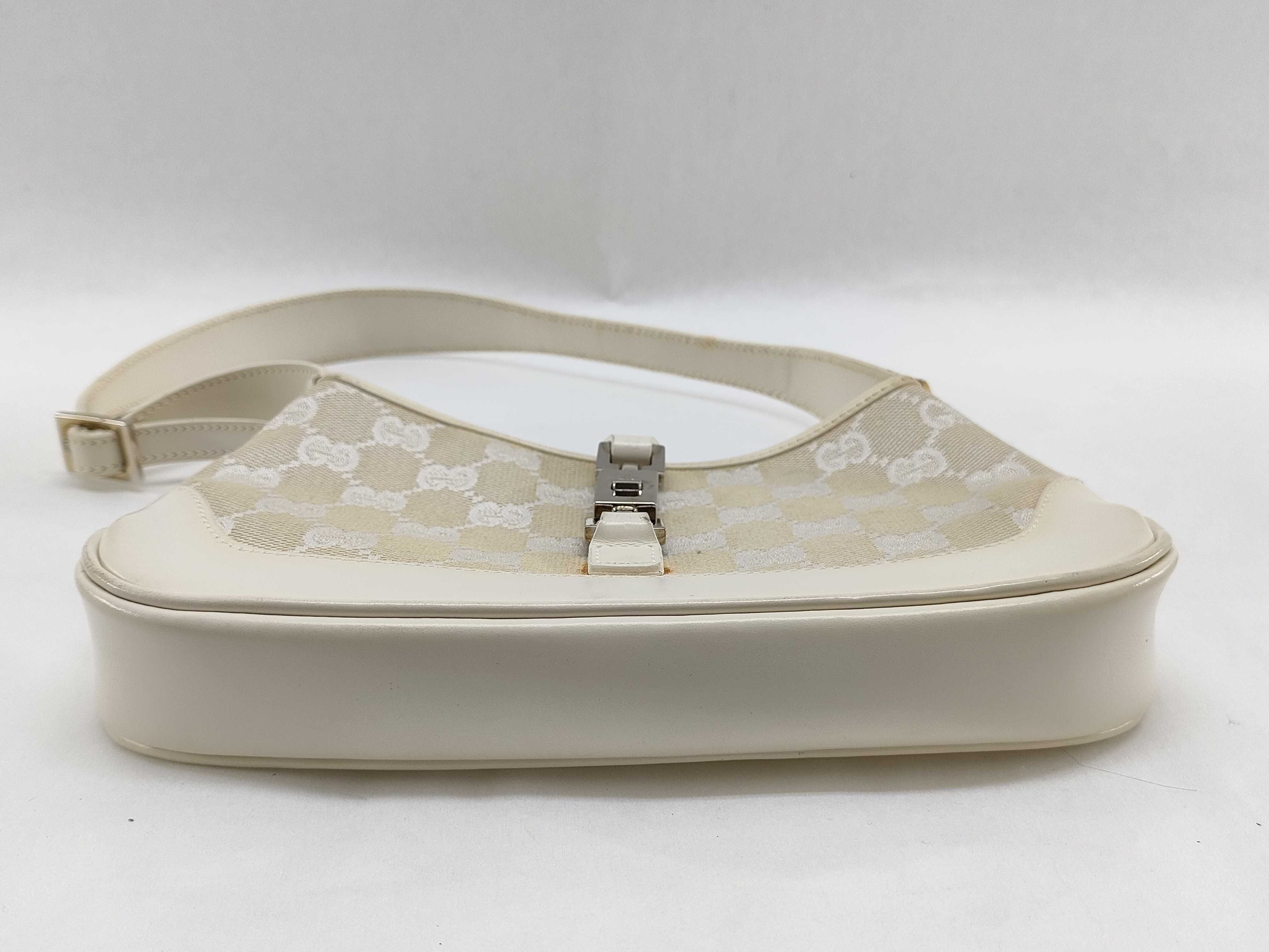 GG Canvas Gucci Jackie Shoulder Bag — view 7