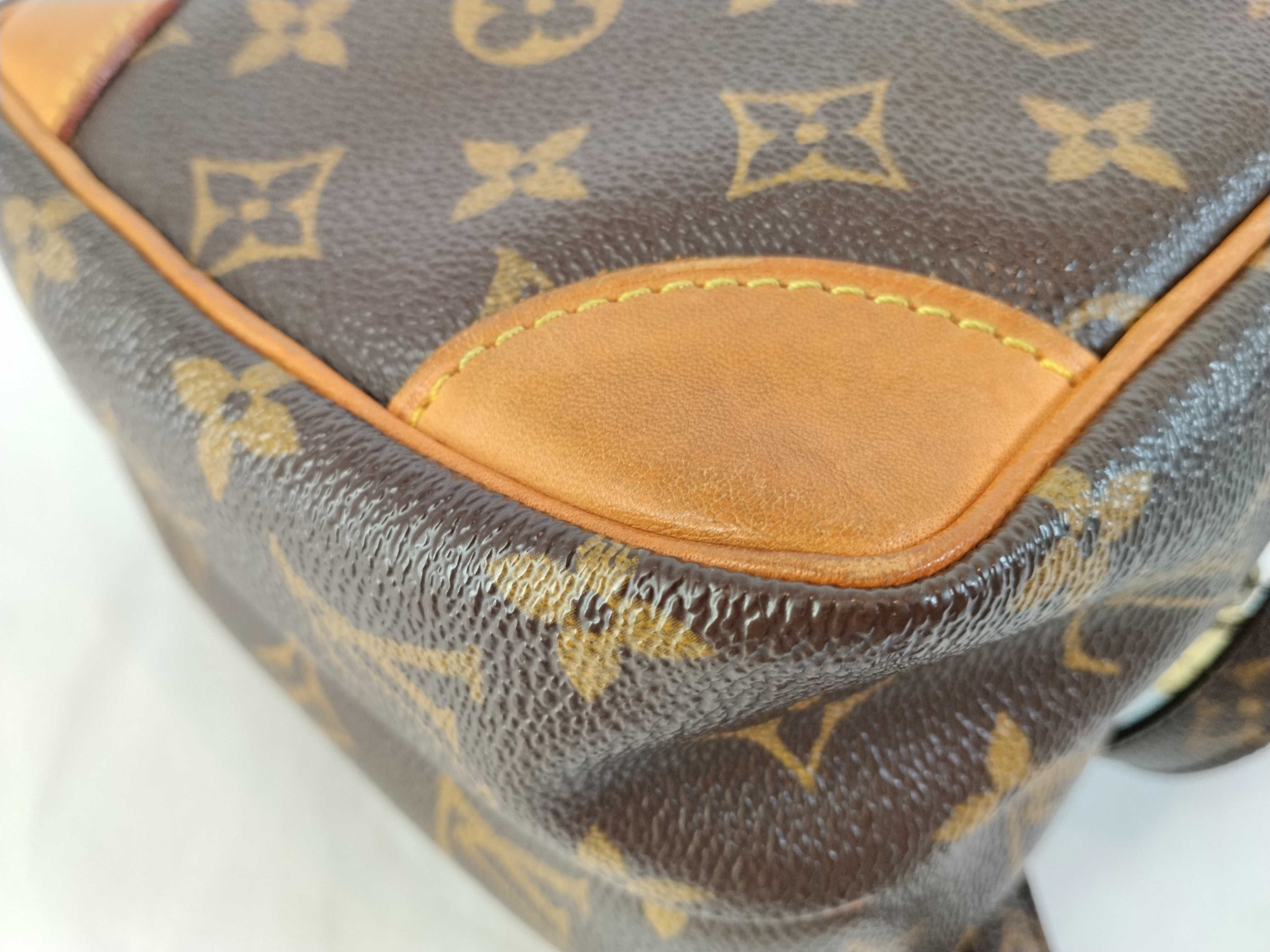 Monogram LV Monogram Amazon Shoulder Bag M45236 Shoulder Bag — view 6