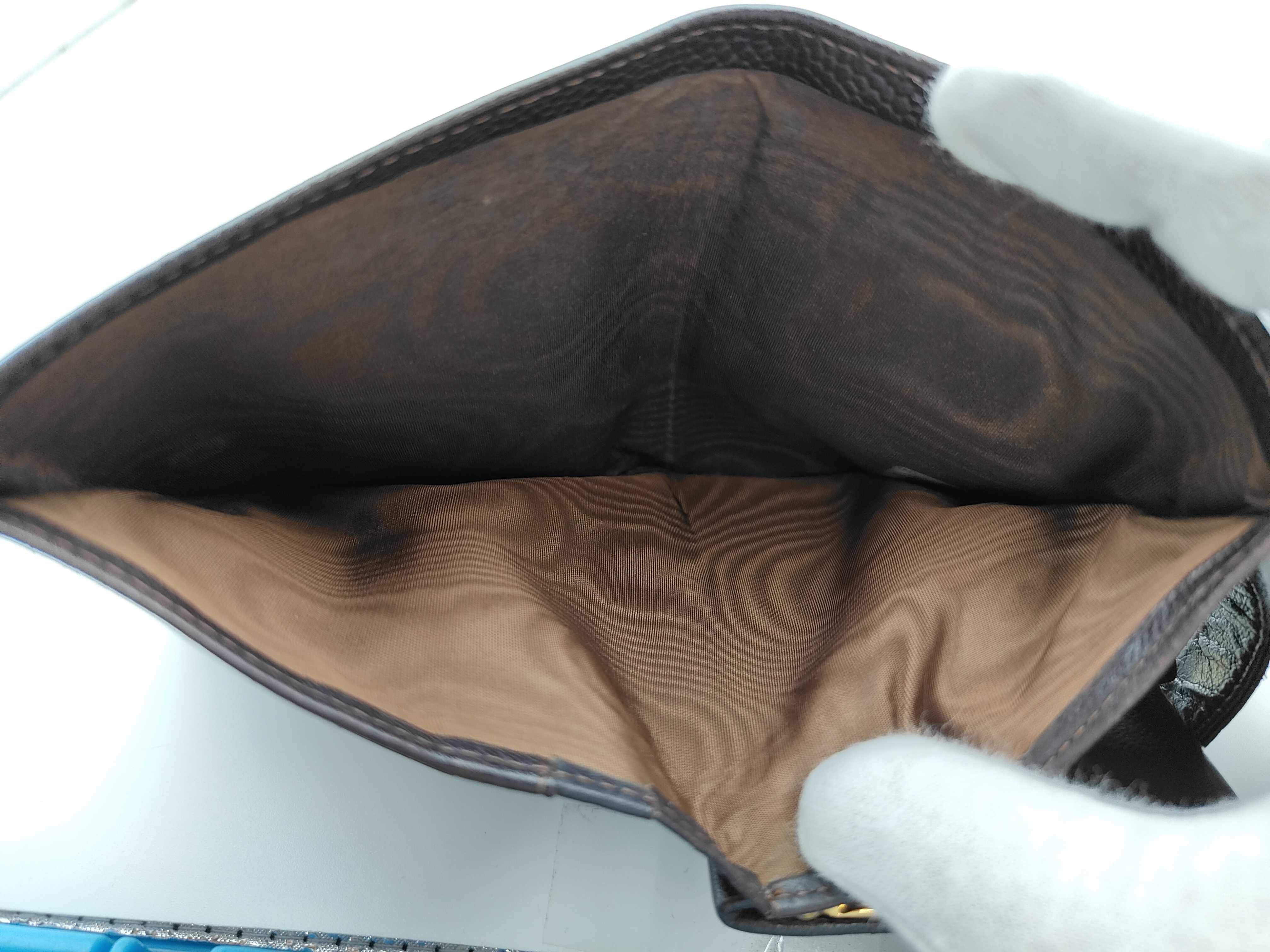 Caviar Skin / 4513063 / Folding Wallet / Leather Wallet — view 4