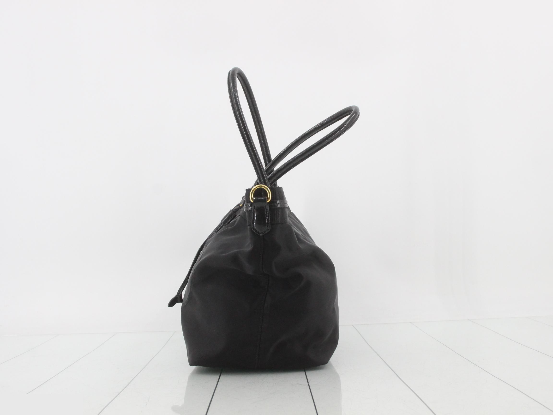 handbag — view 3