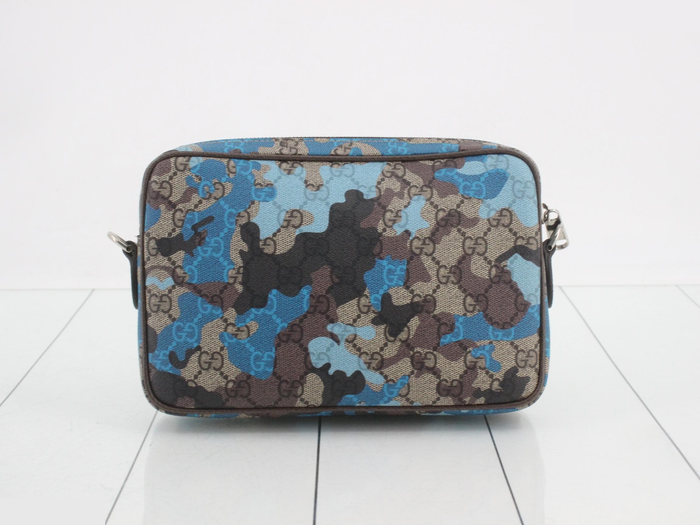 Unused GG Supreme camouflage shoulder bag — view 2