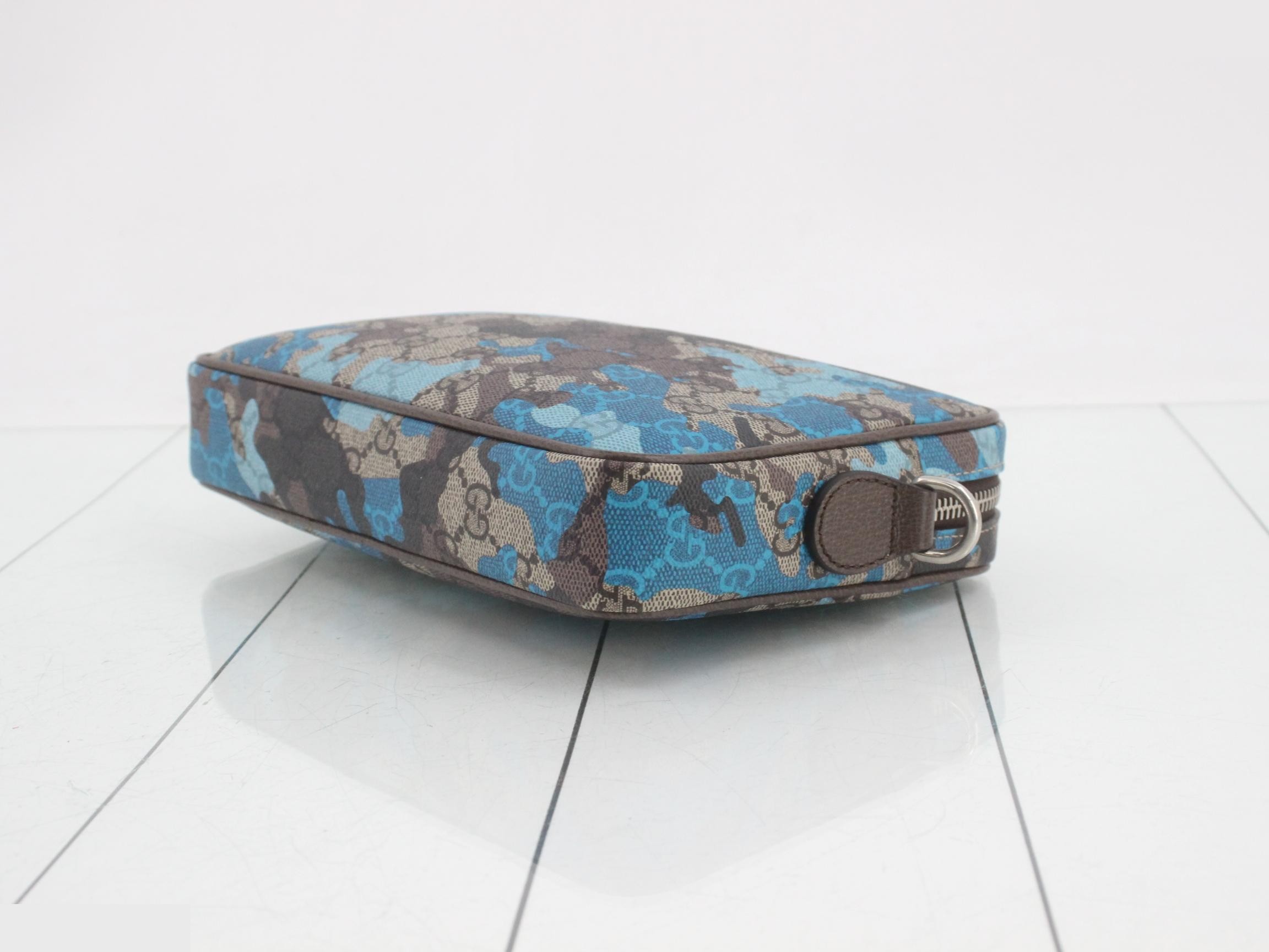 Unused GG Supreme camouflage shoulder bag — view 6