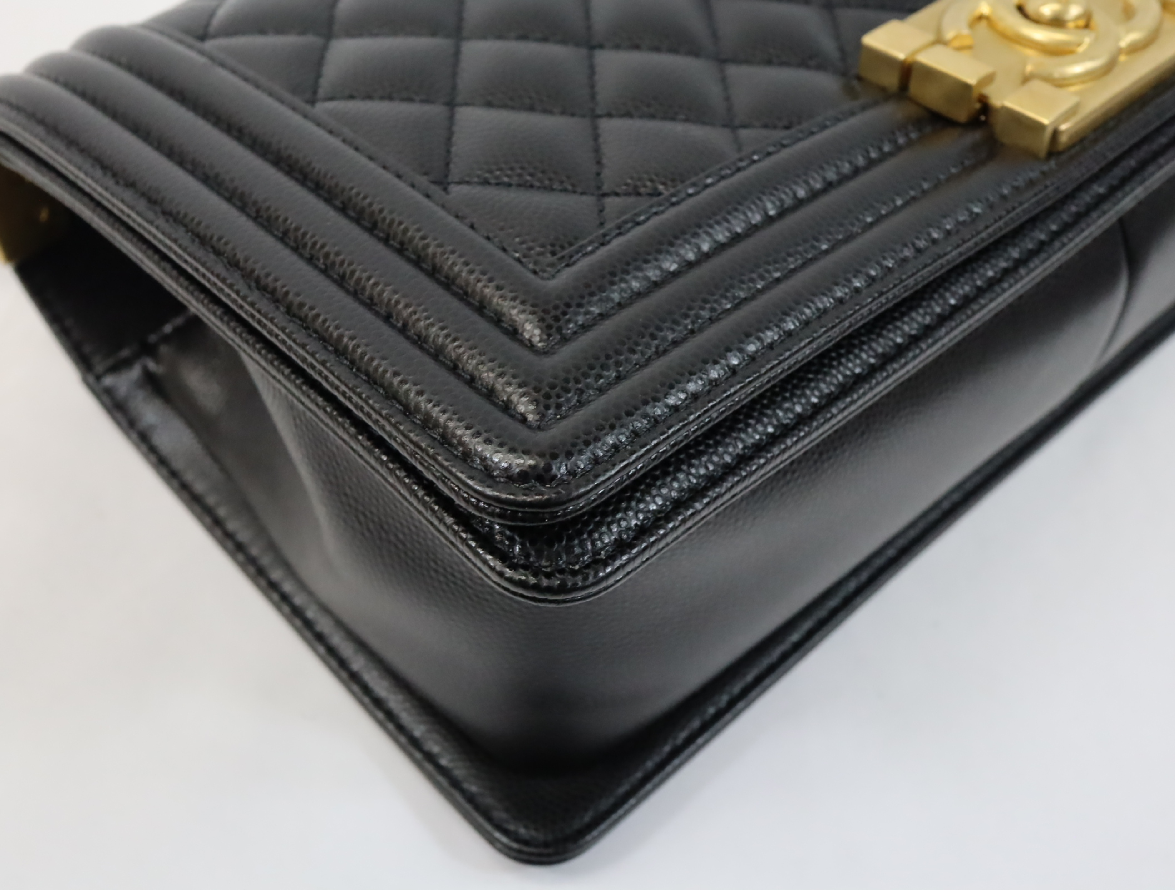 Boy Chanel 25 Caviar Skin Chain Shoulder Bag, Black with Gold Hardware and Random Plate Design, A67086 — view 6