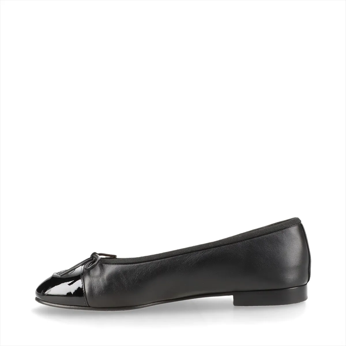 Coco Mark Leather x Patent Flat Pumps, Size 35.5C, Women's, Black, G02819, Ribbon — view 4