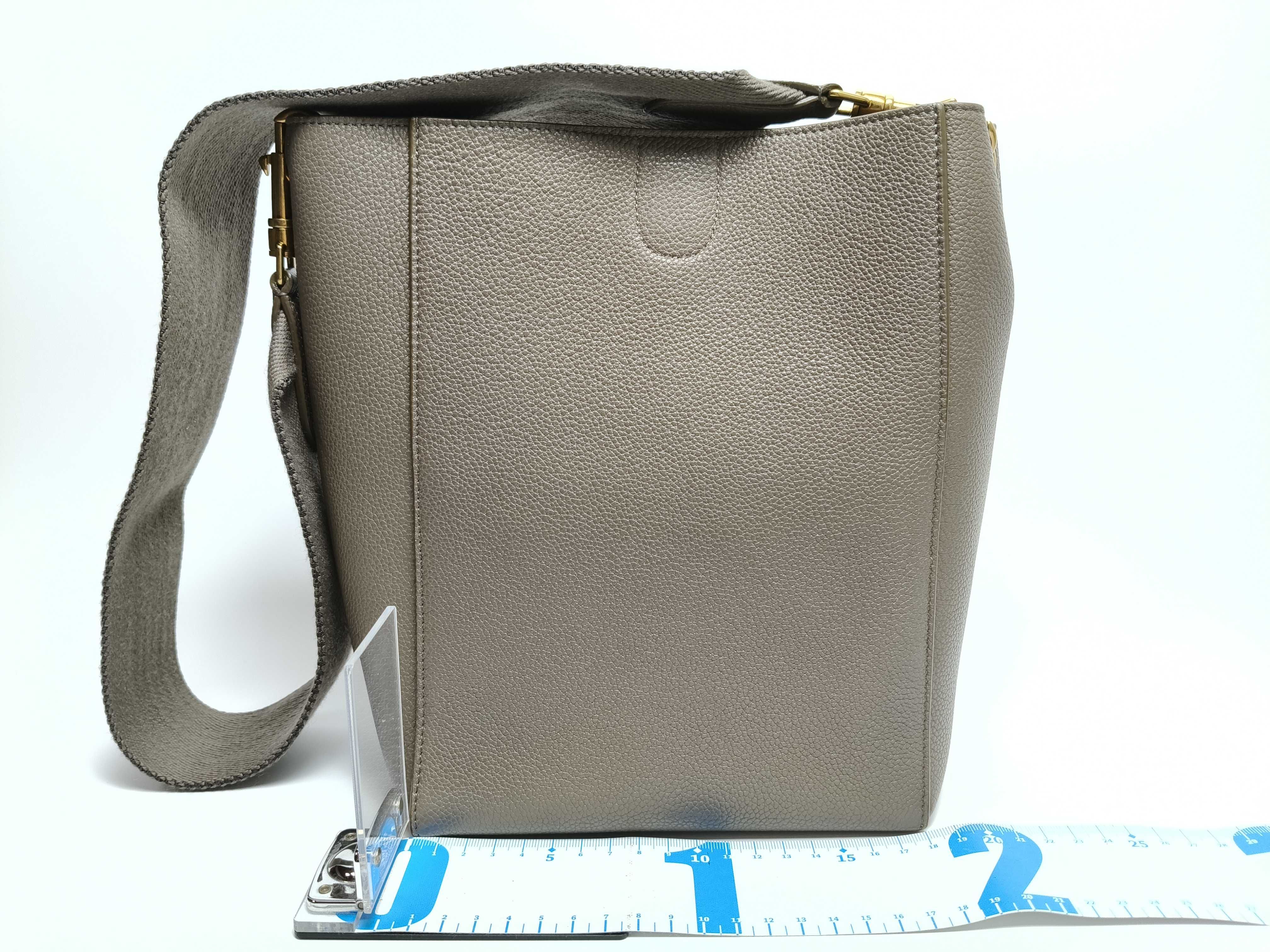 Sangle Bucket Small Leather Shoulder Bag Beige Shoulder Bag — view 2