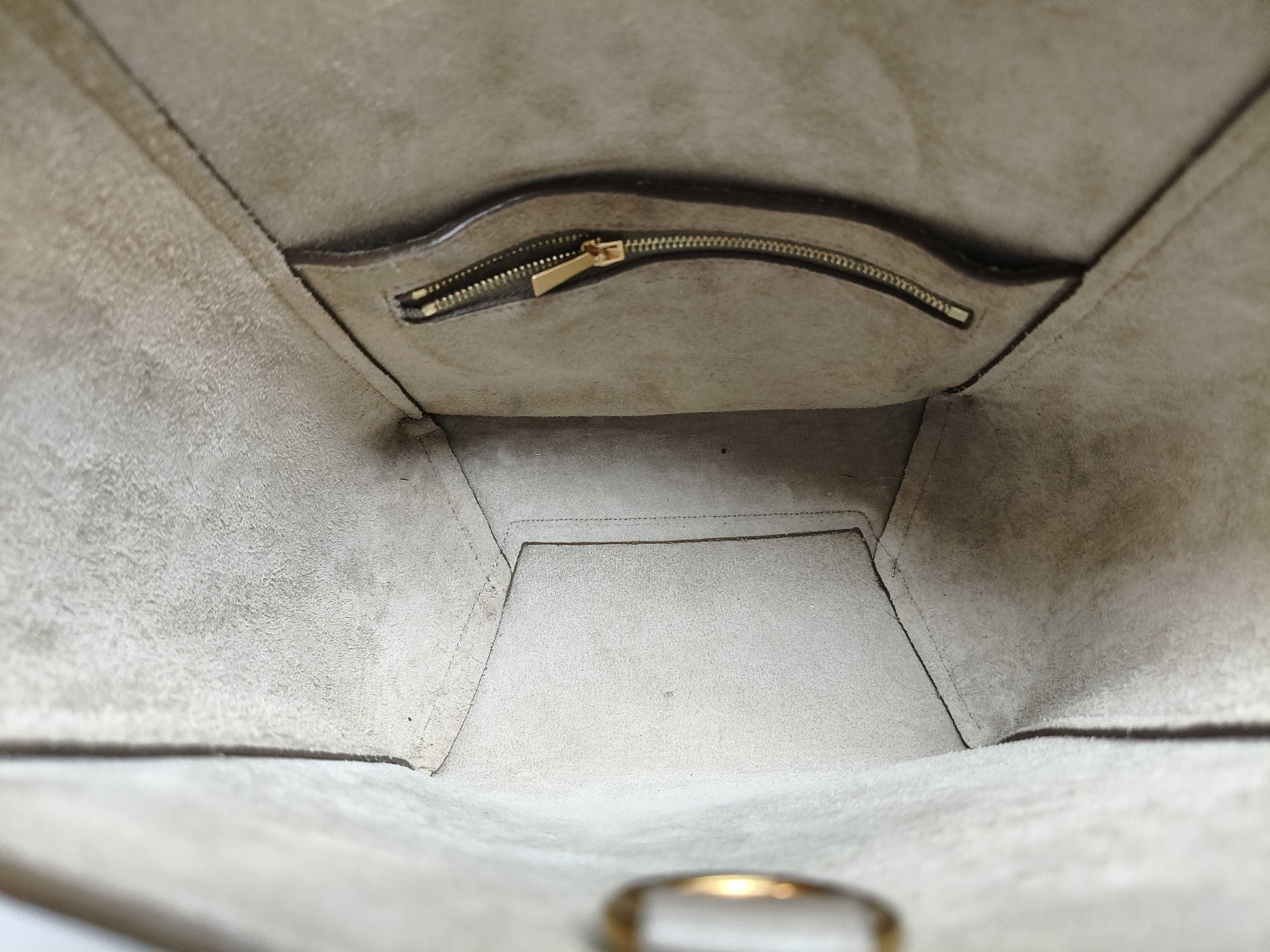 Sangle Bucket Small Leather Shoulder Bag Beige Shoulder Bag — view 9