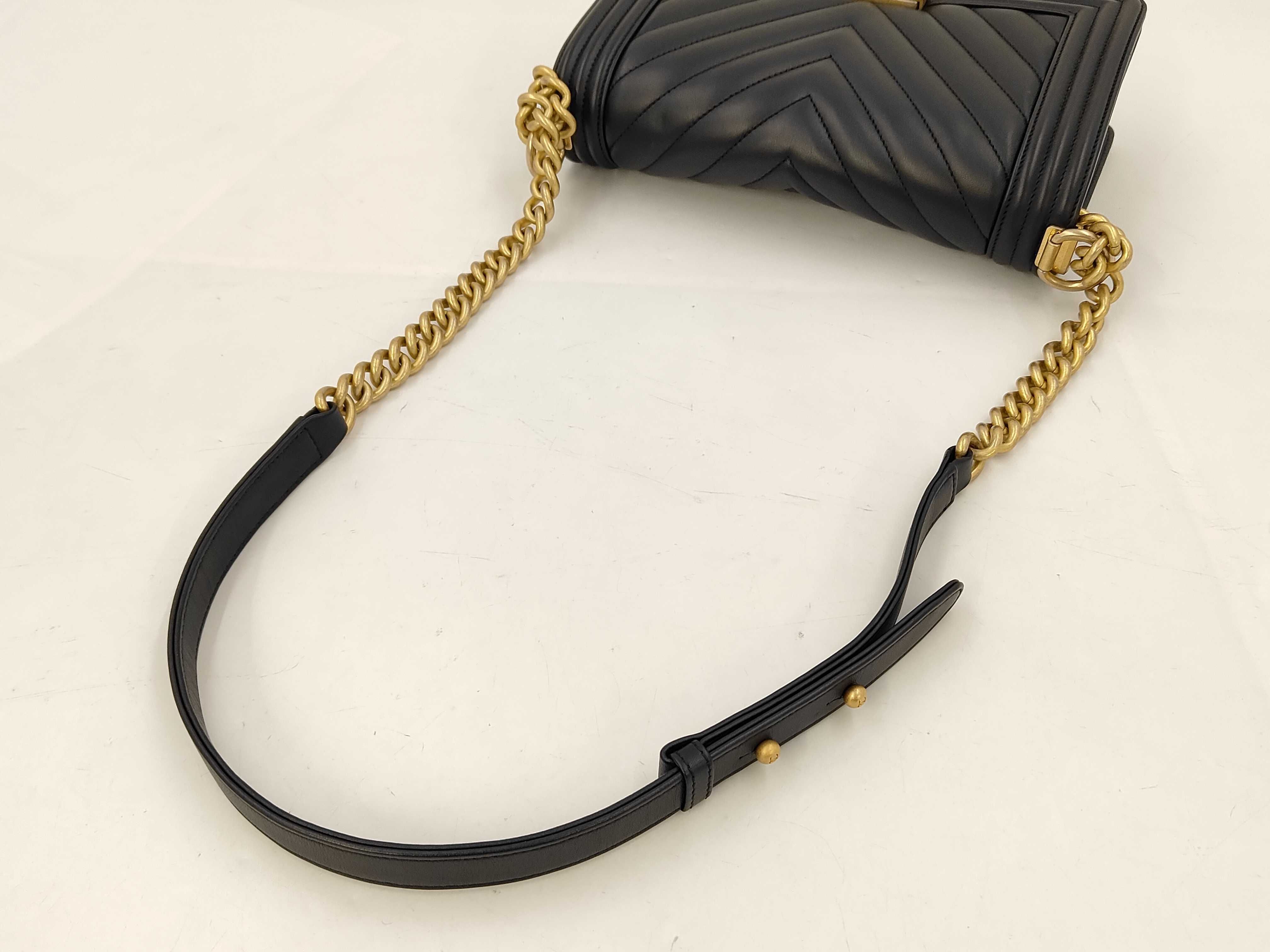Boy Chanel V-stitch Lambskin Shoulder Bag — view 3