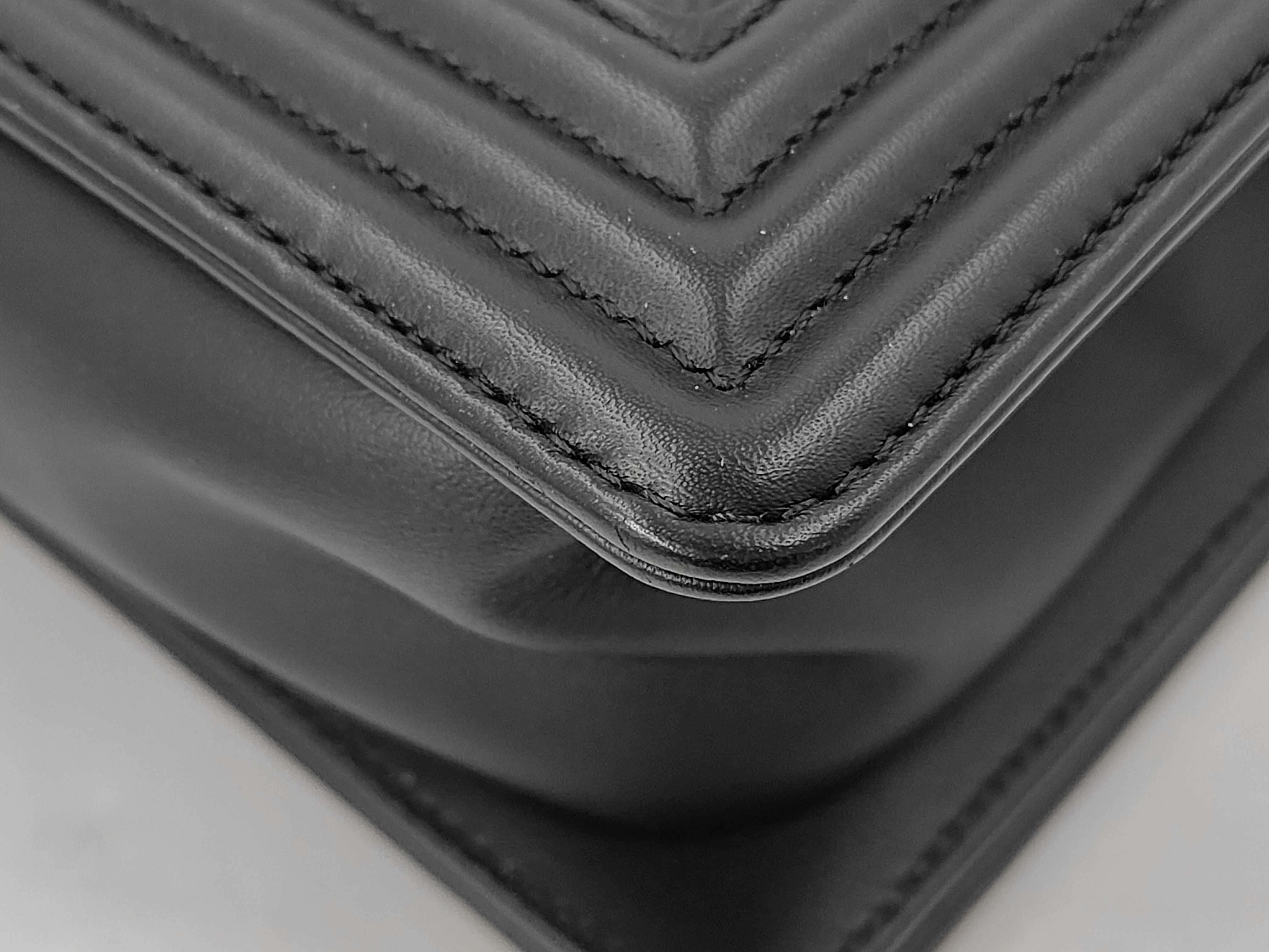 Boy Chanel V-stitch Lambskin Shoulder Bag — view 7