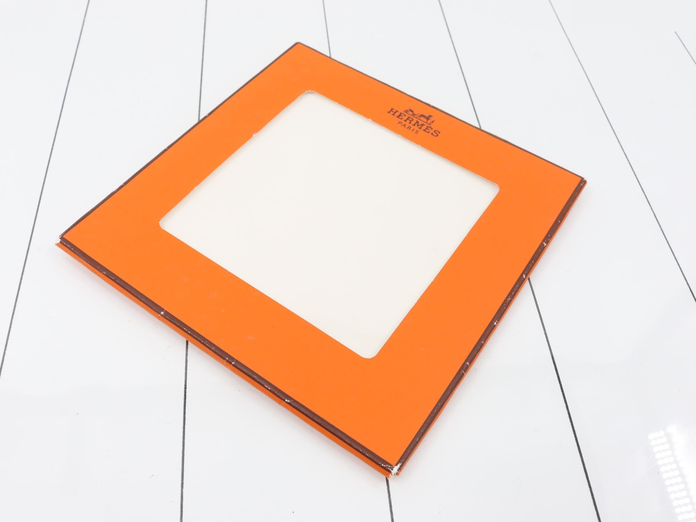 Carre 90 scarf, with box. — view 4