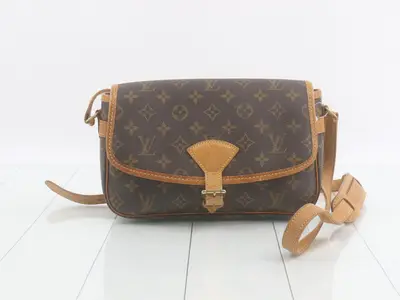 Sologne Monogram