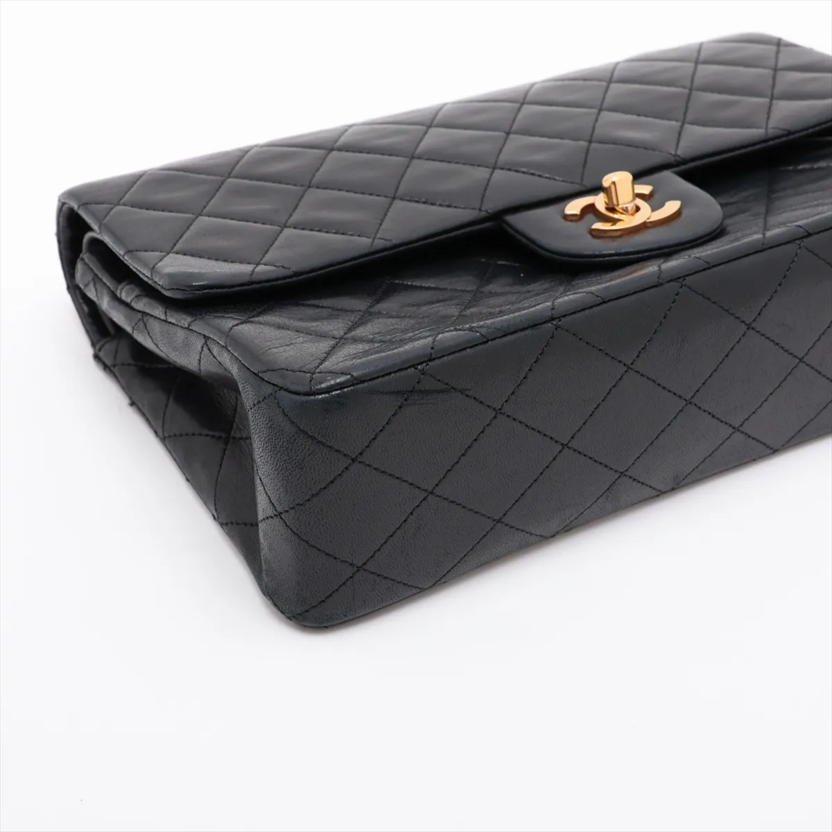 [Individually packaged] Chanel Matelassé 25 Lambskin Double Flap Double Chain Bag, Black with Gold Hardware, 1511055, Series 1, A01112 — view 4